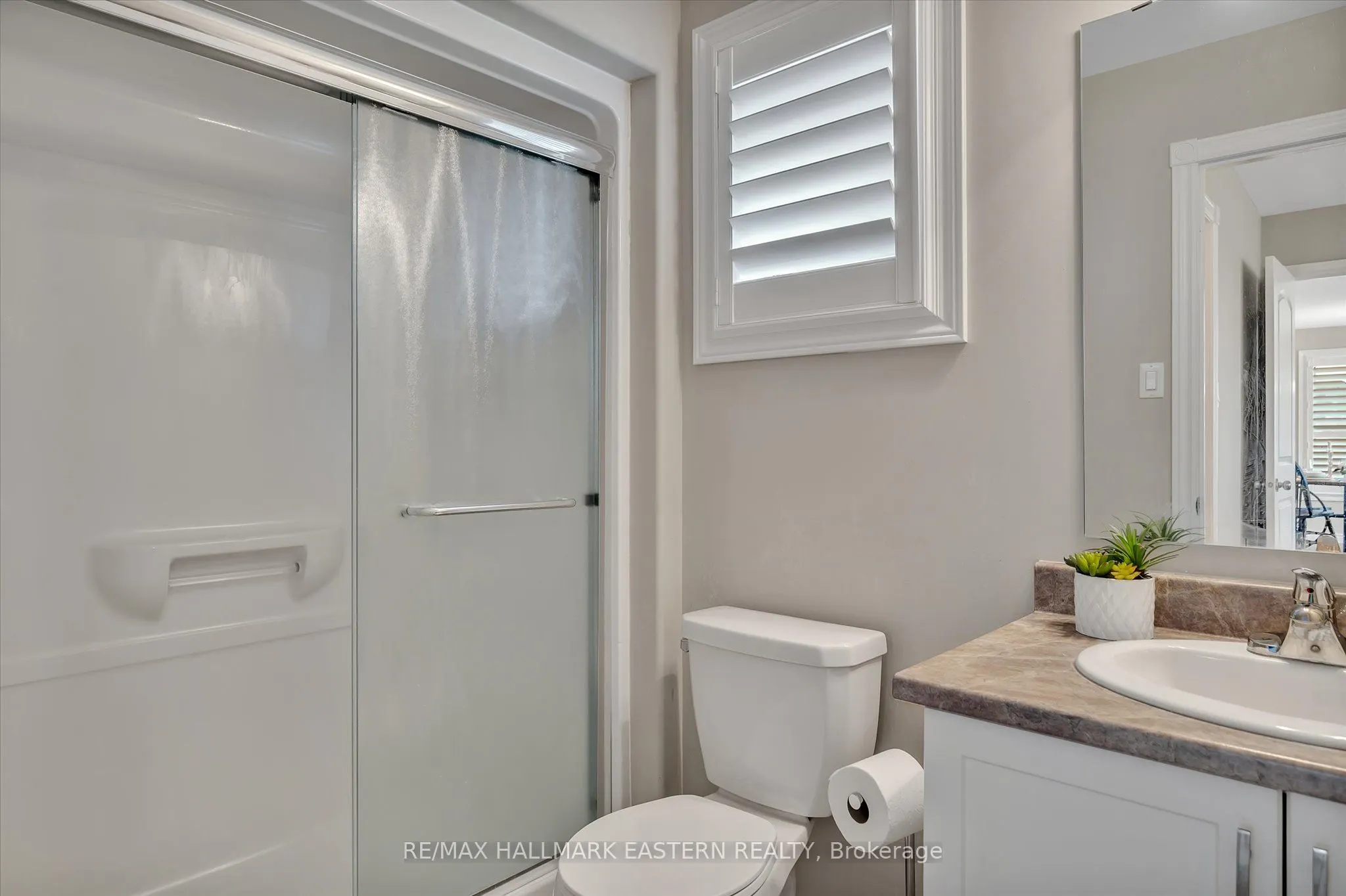 82 Darrell Drain Crescent
