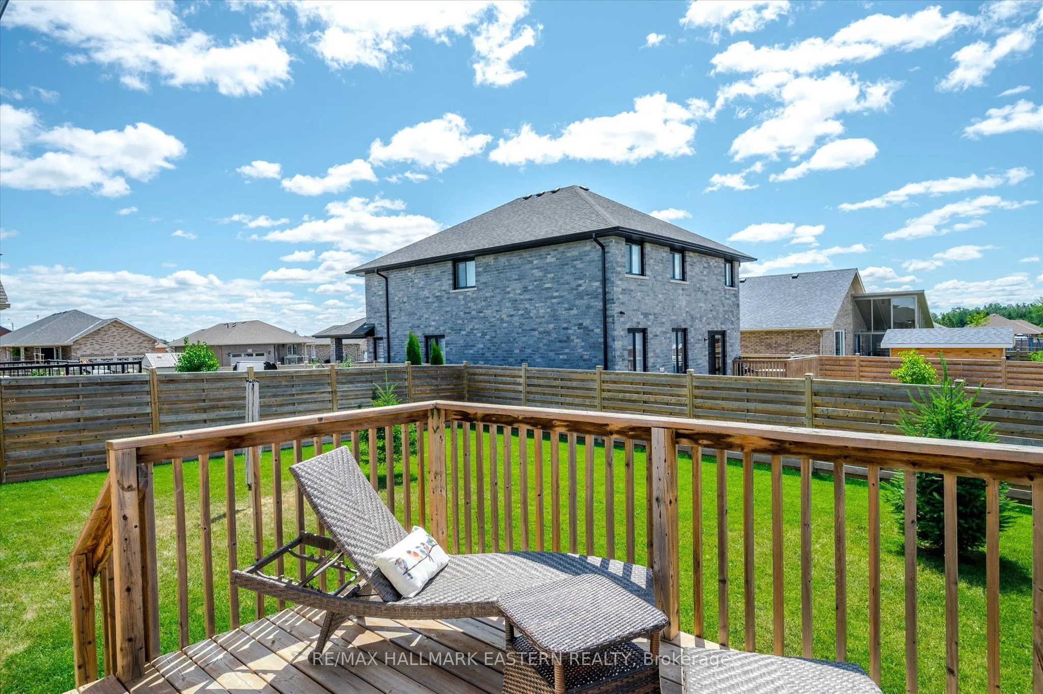 82 Darrell Drain Crescent