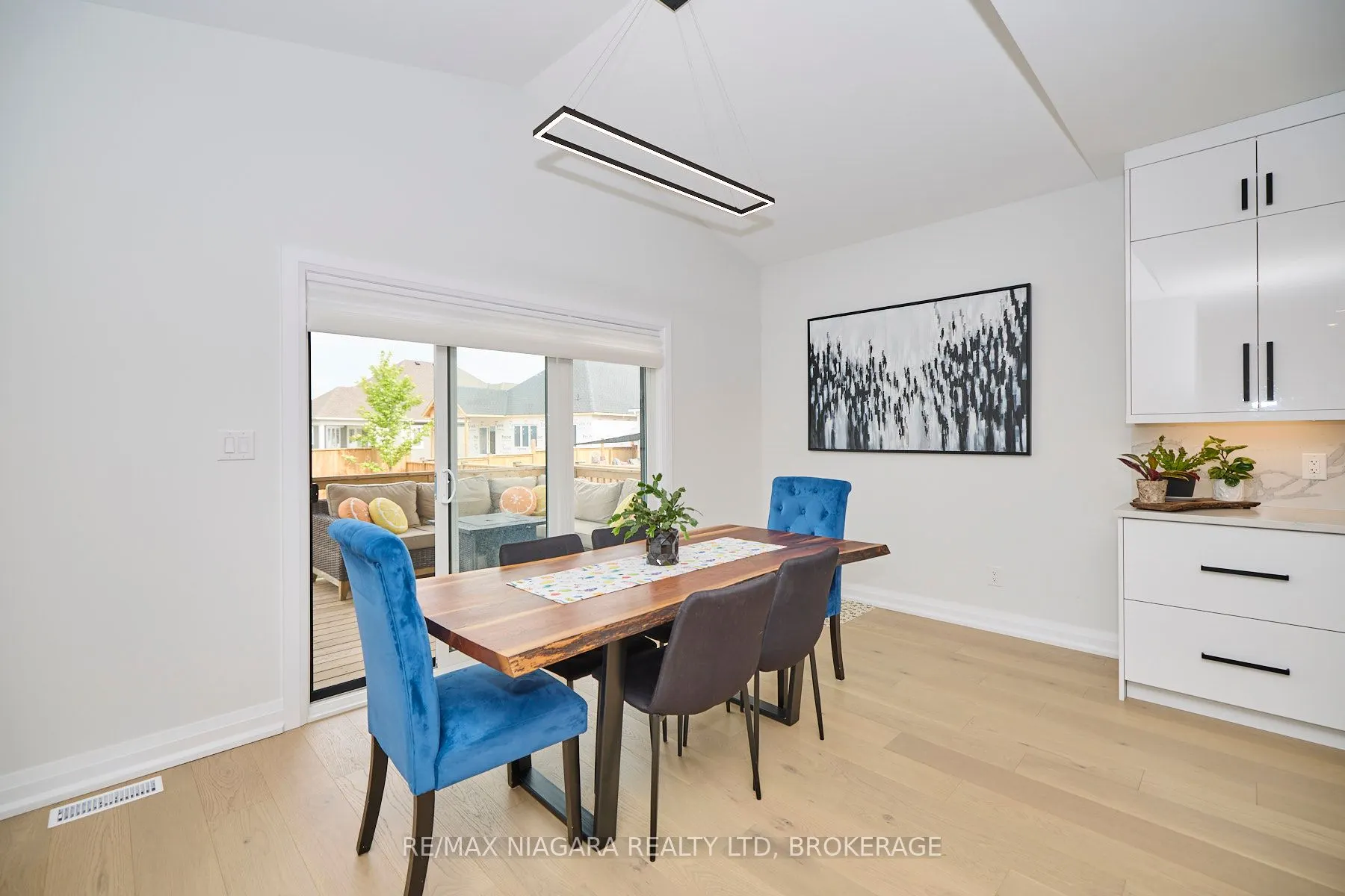 3609 CANFIELD Crescent