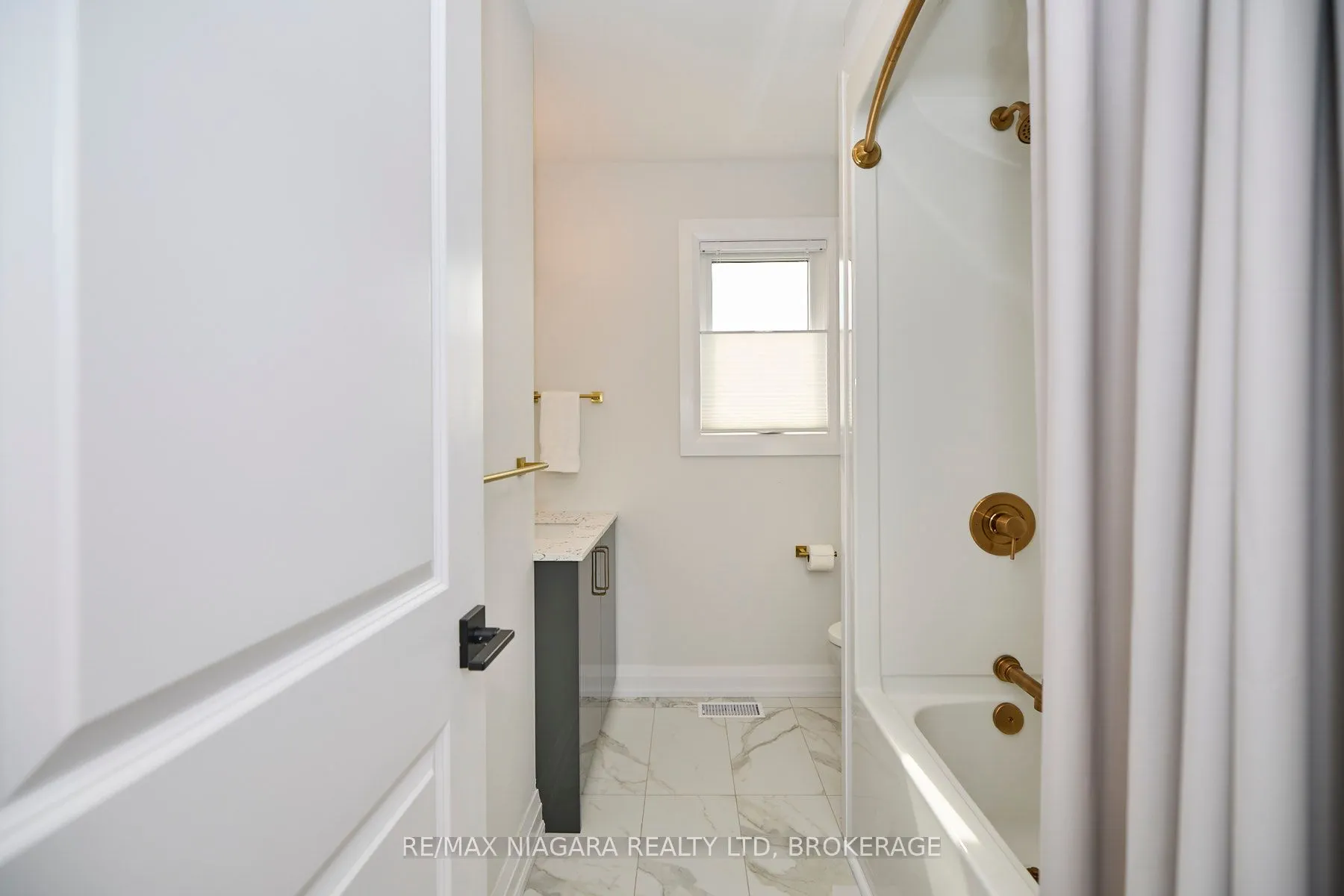 3609 CANFIELD Crescent