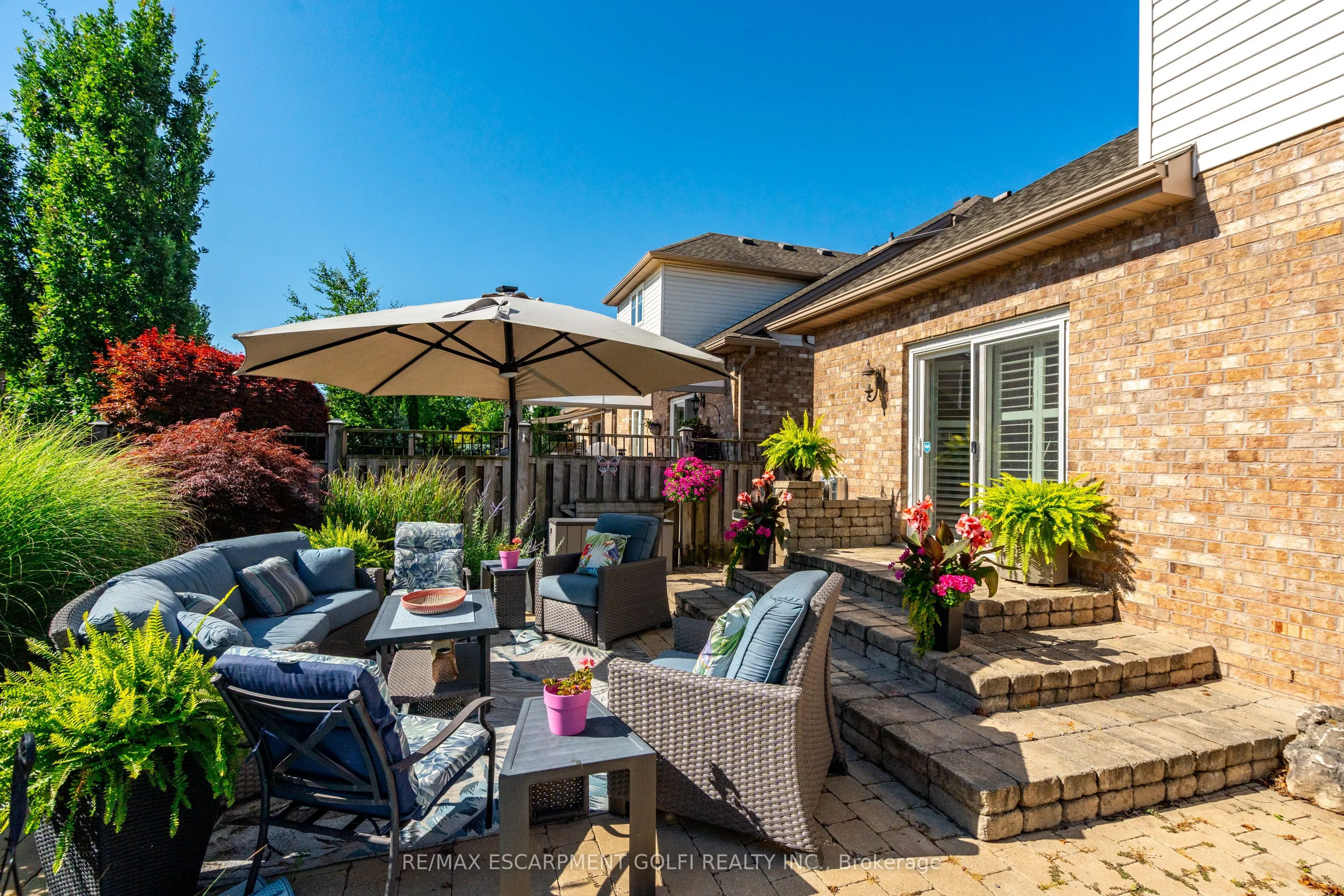 56 Videl Crescent N