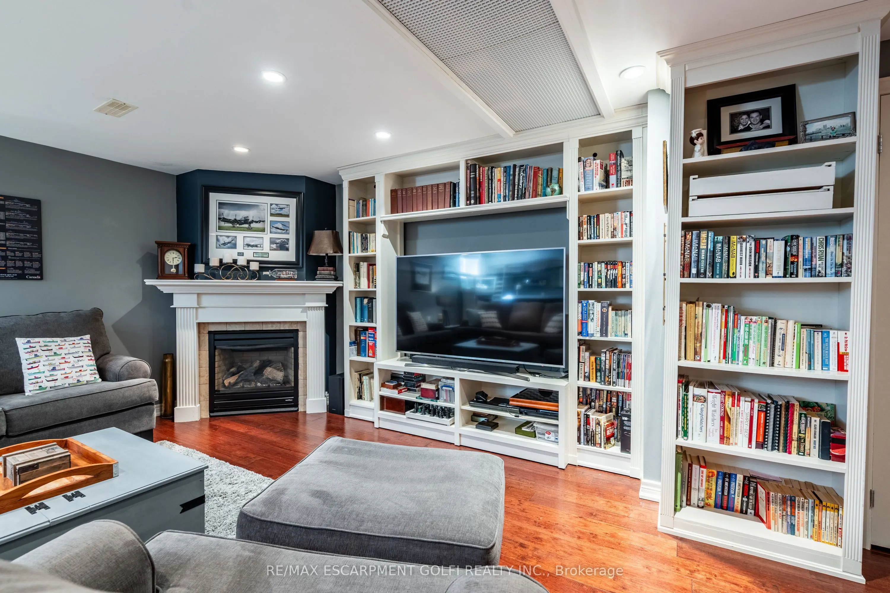 56 Videl Crescent N
