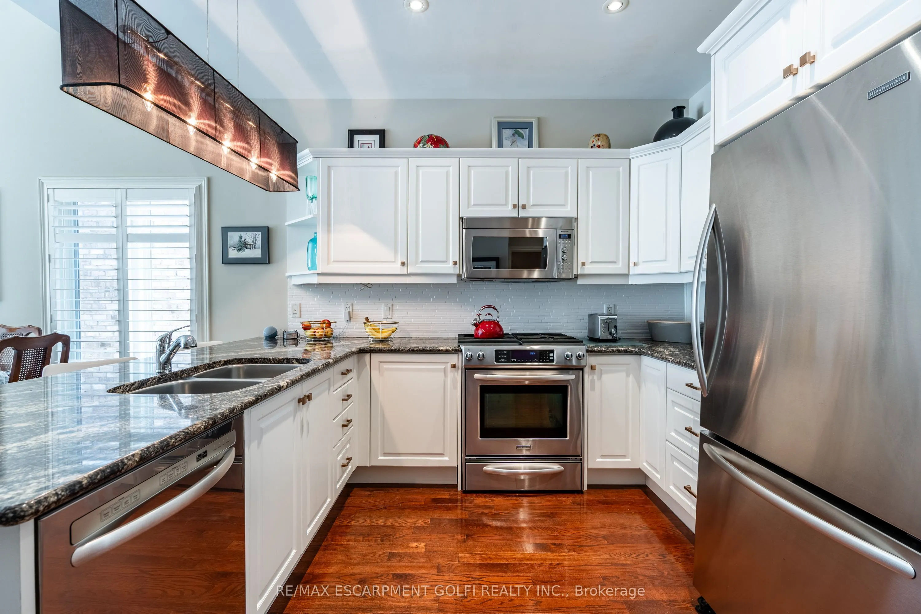 56 Videl Crescent N