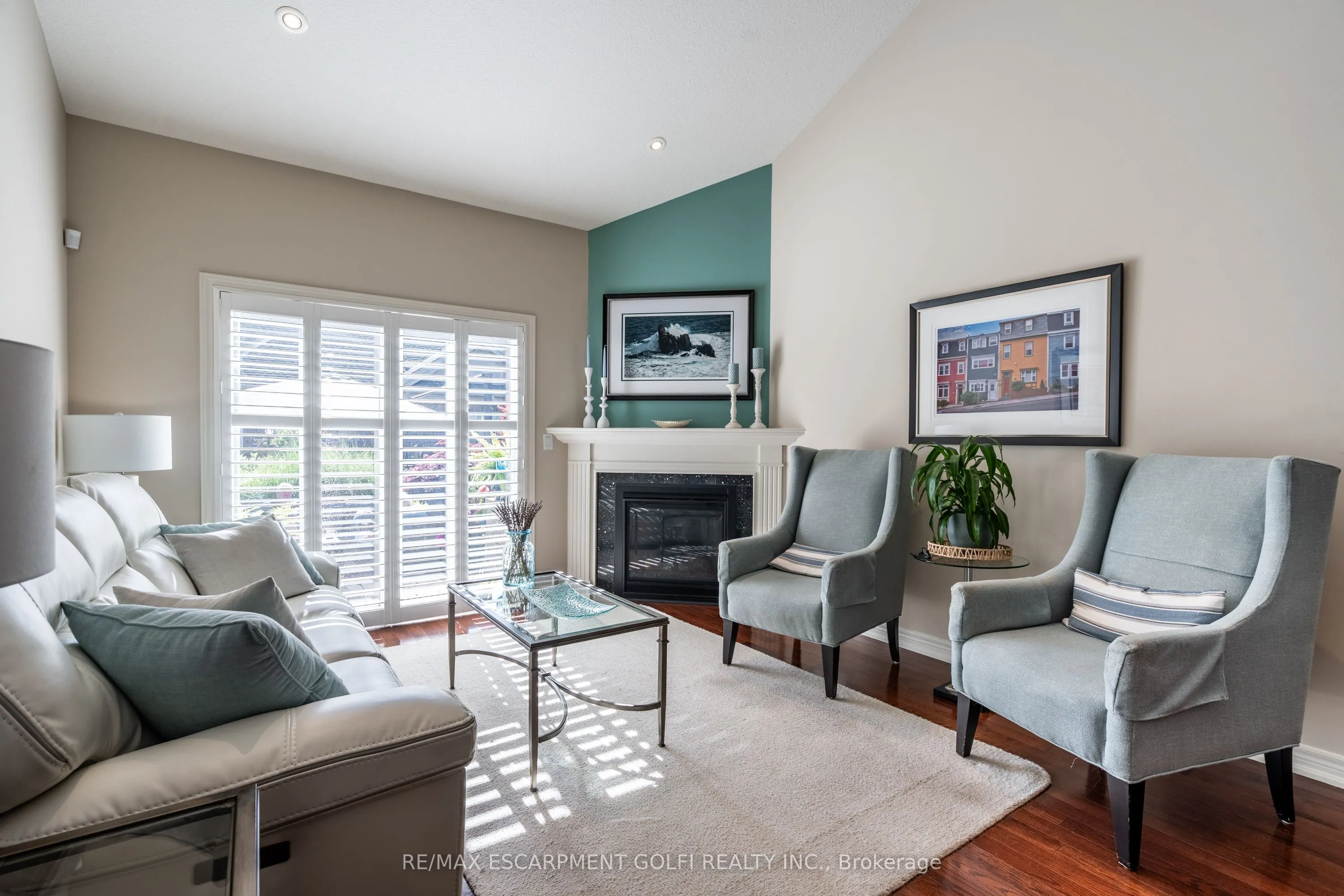 56 Videl Crescent N