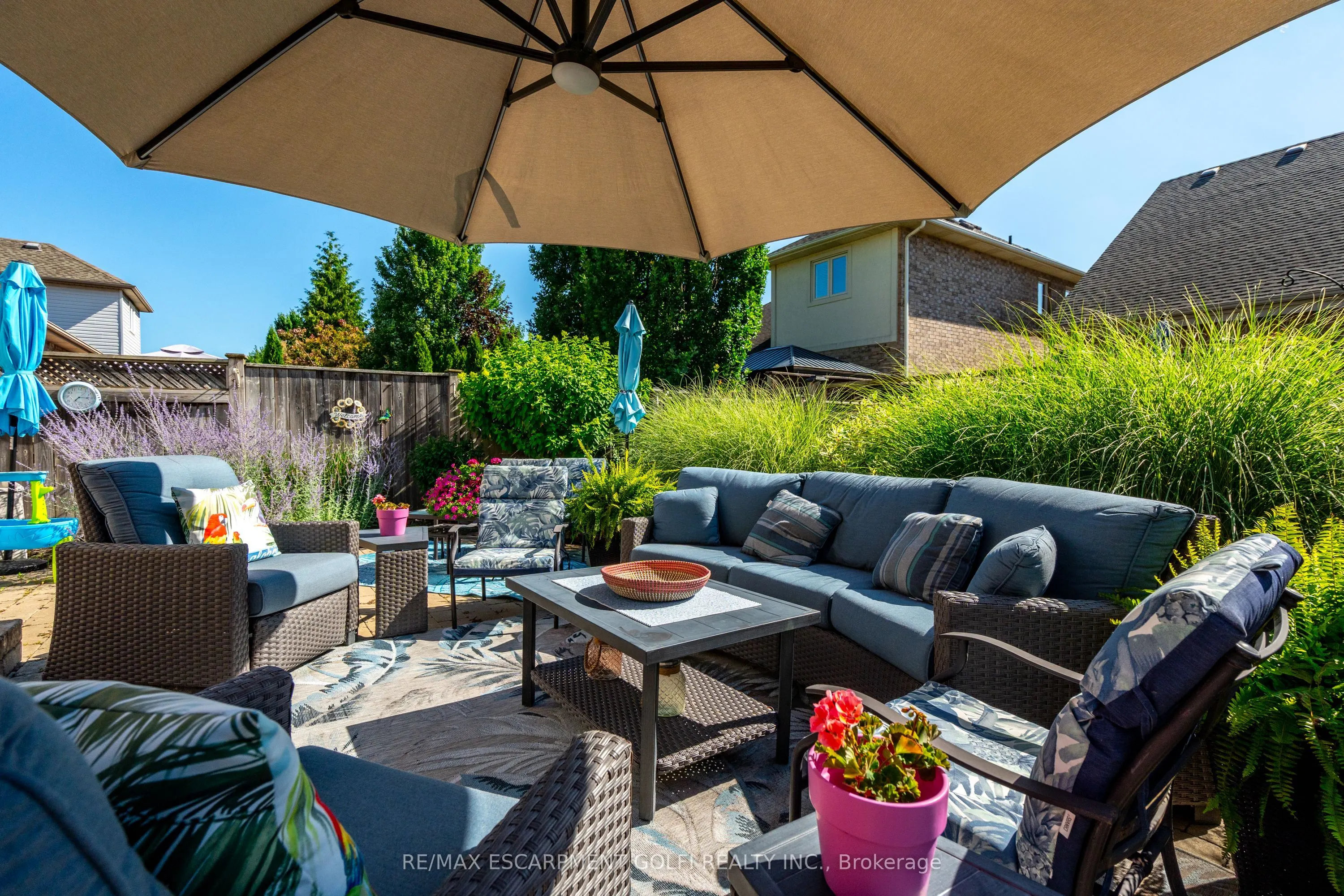 56 Videl Crescent N