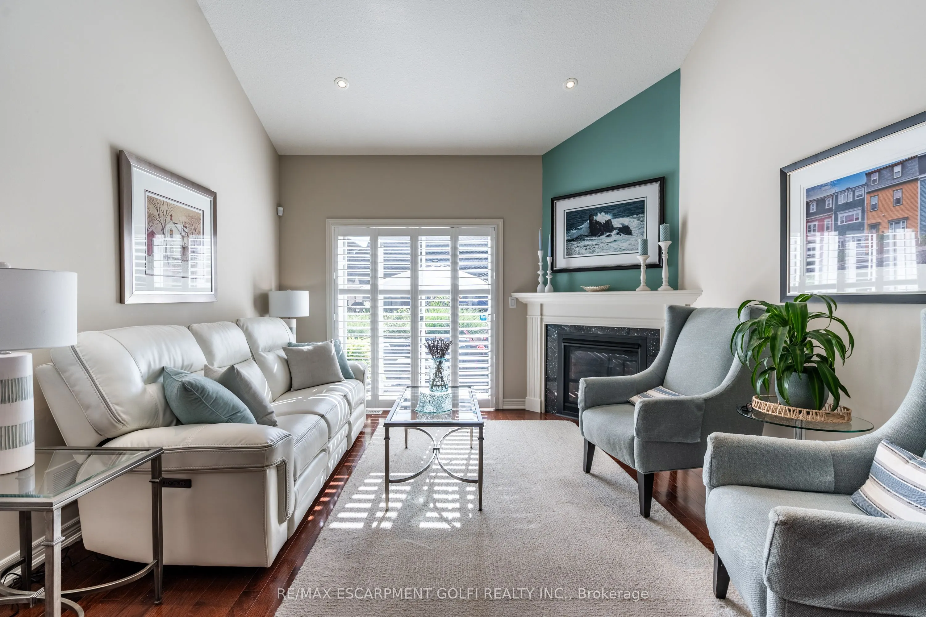 56 Videl Crescent N