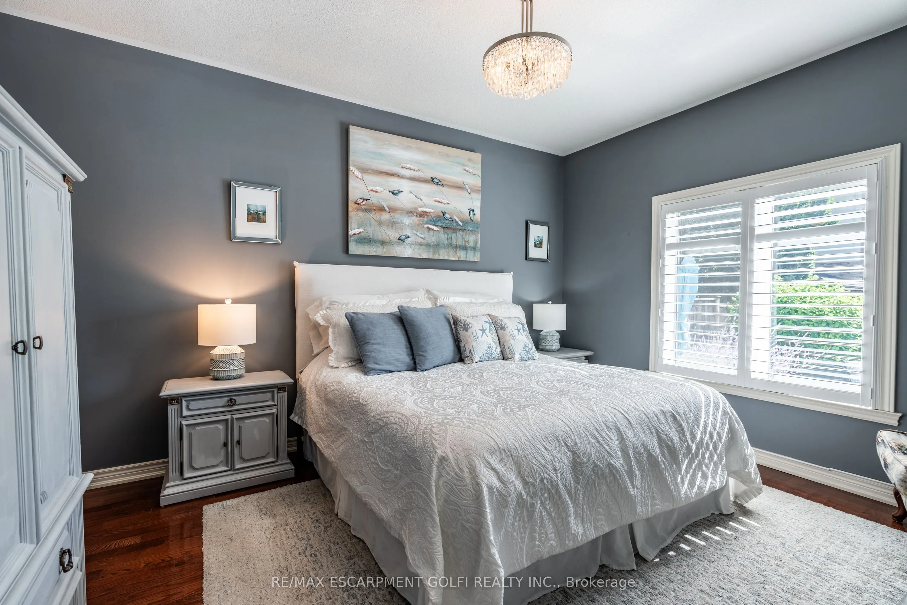 56 Videl Crescent N