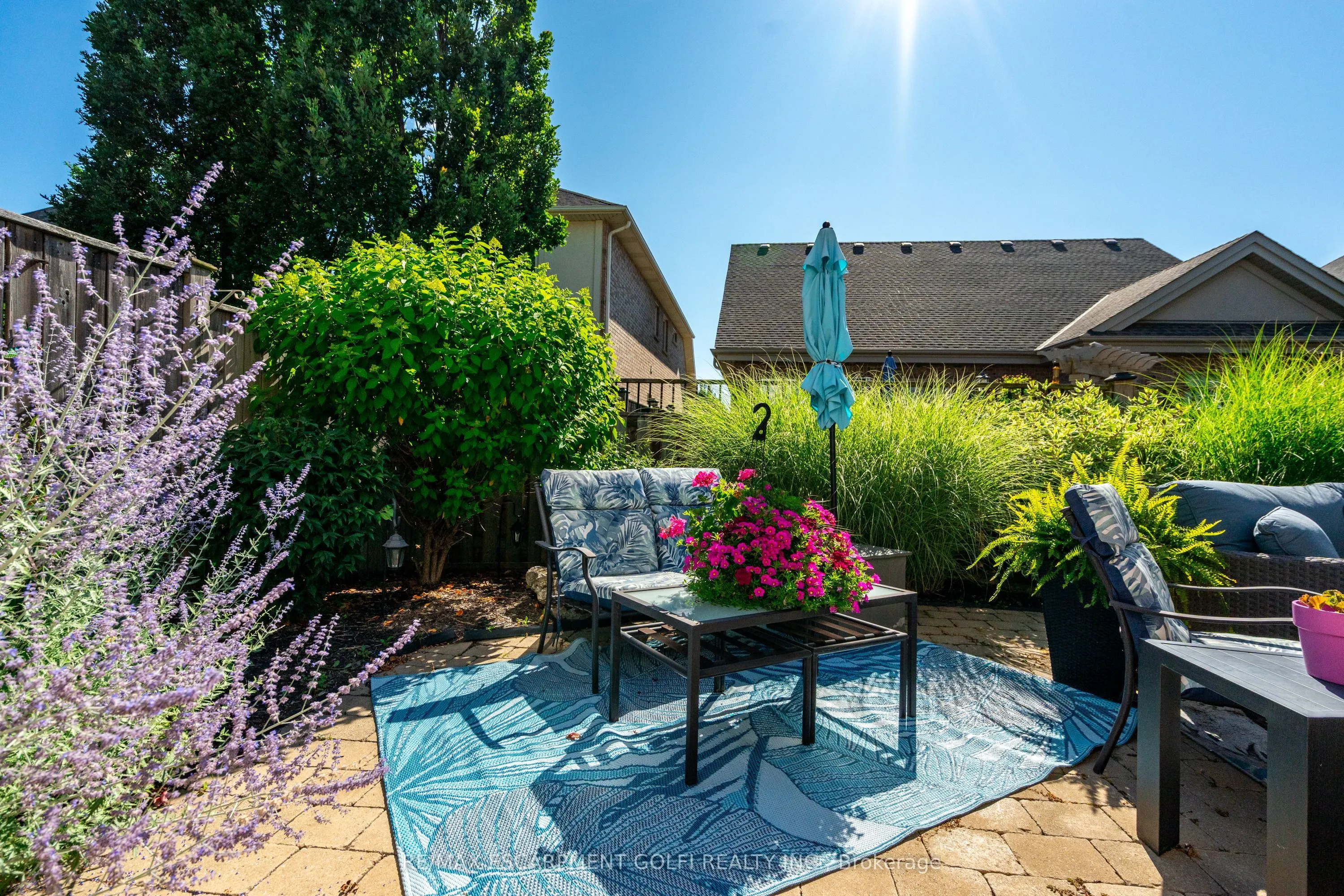 56 Videl Crescent N