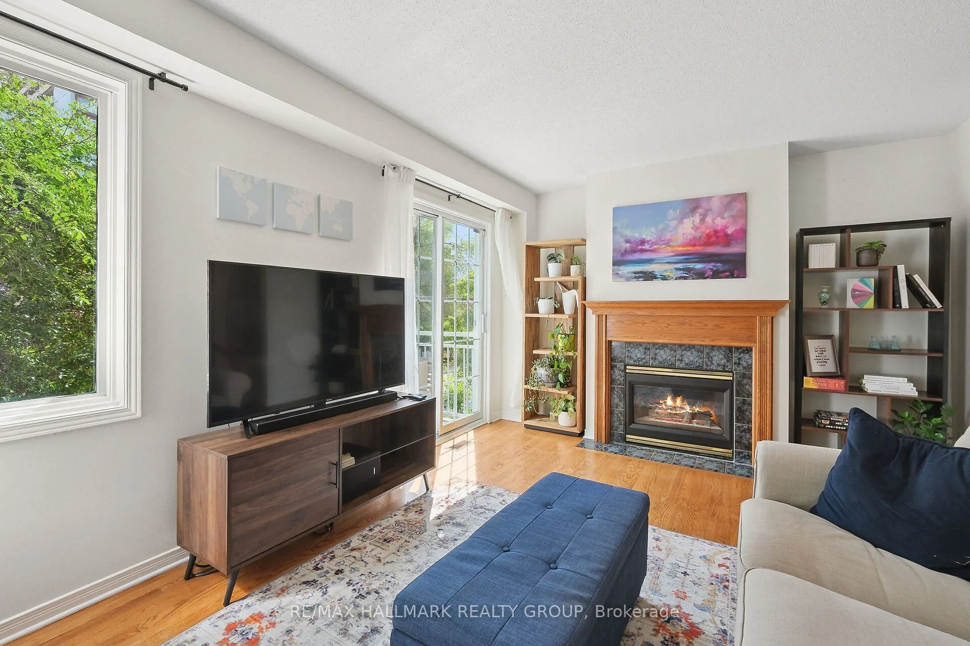 9 Radstock Private