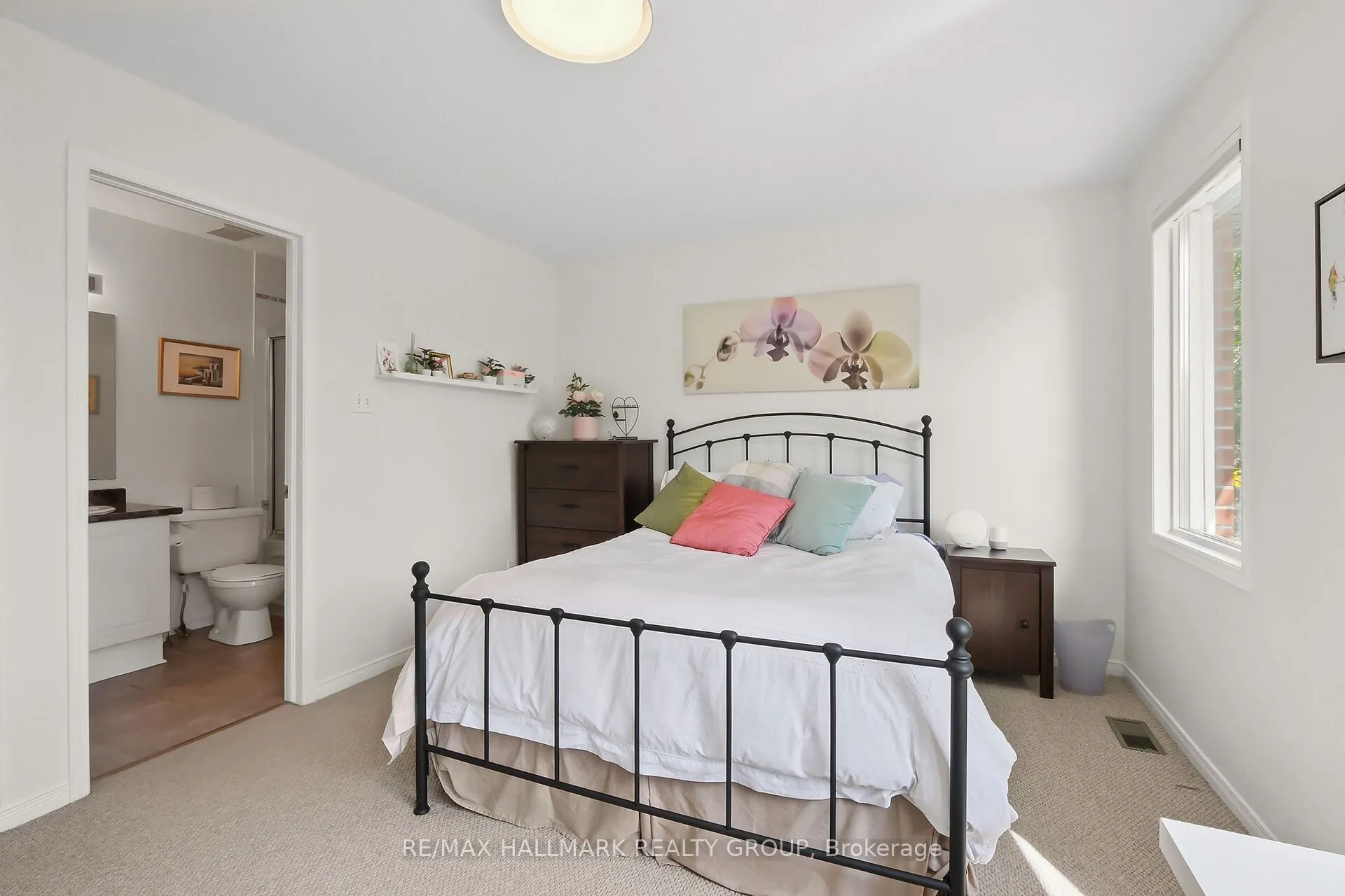9 Radstock Private