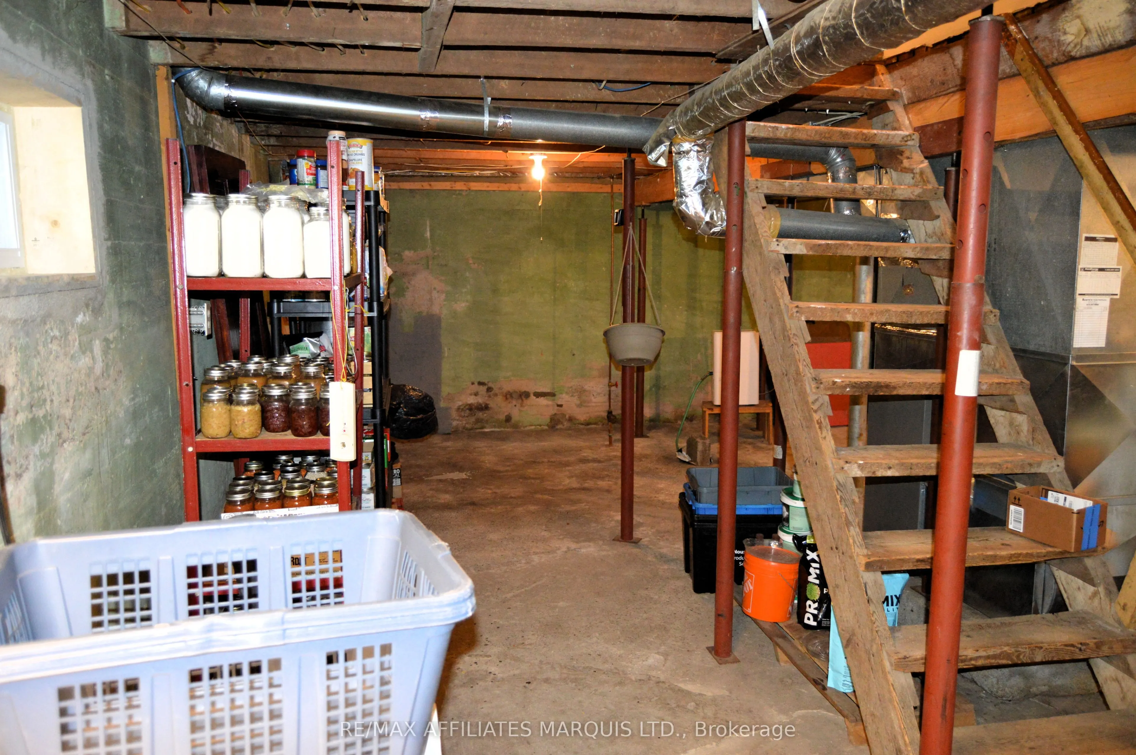 444 Eighth Street E