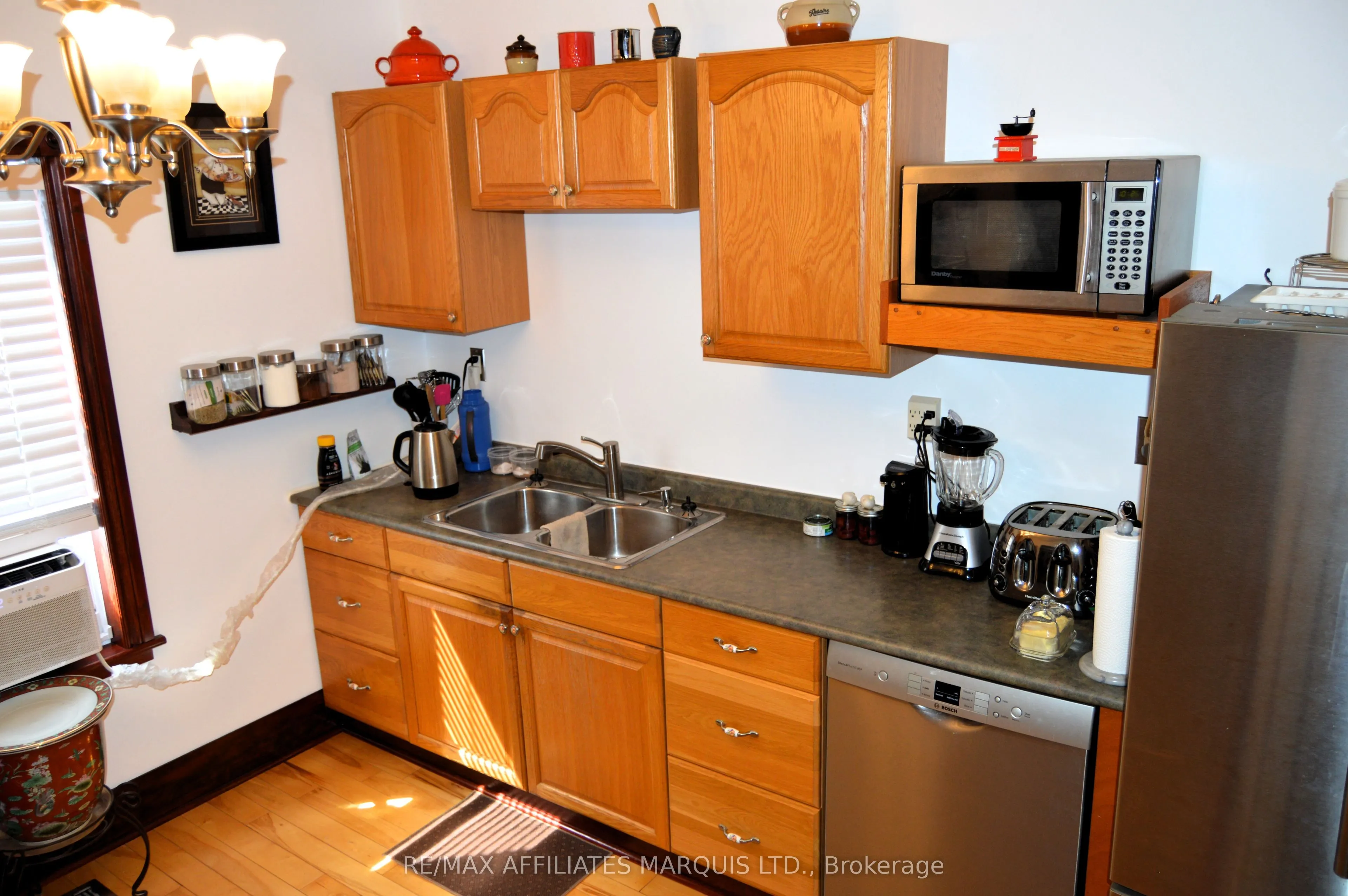 444 Eighth Street E