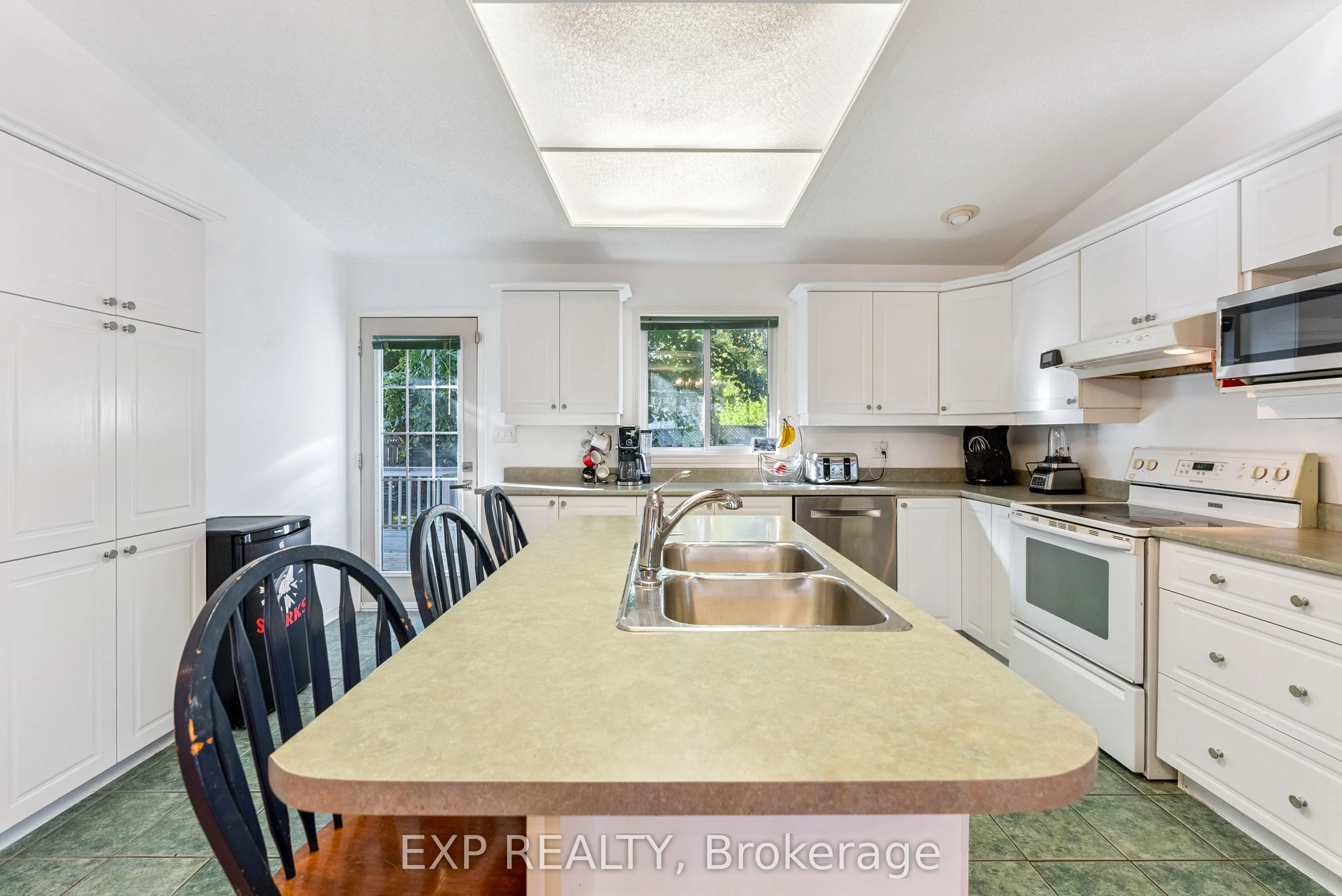 3 Bayshore Drive