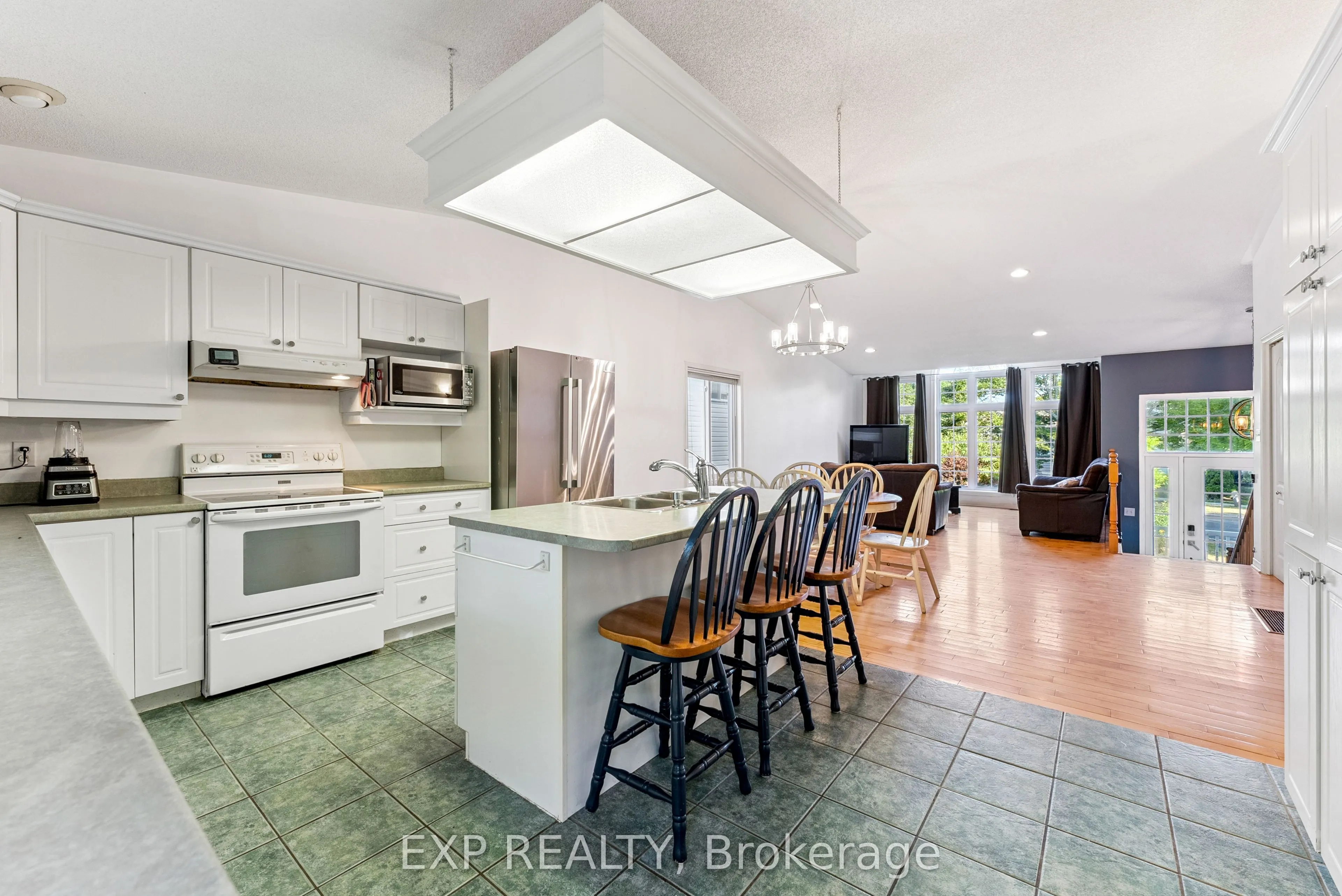 3 Bayshore Drive