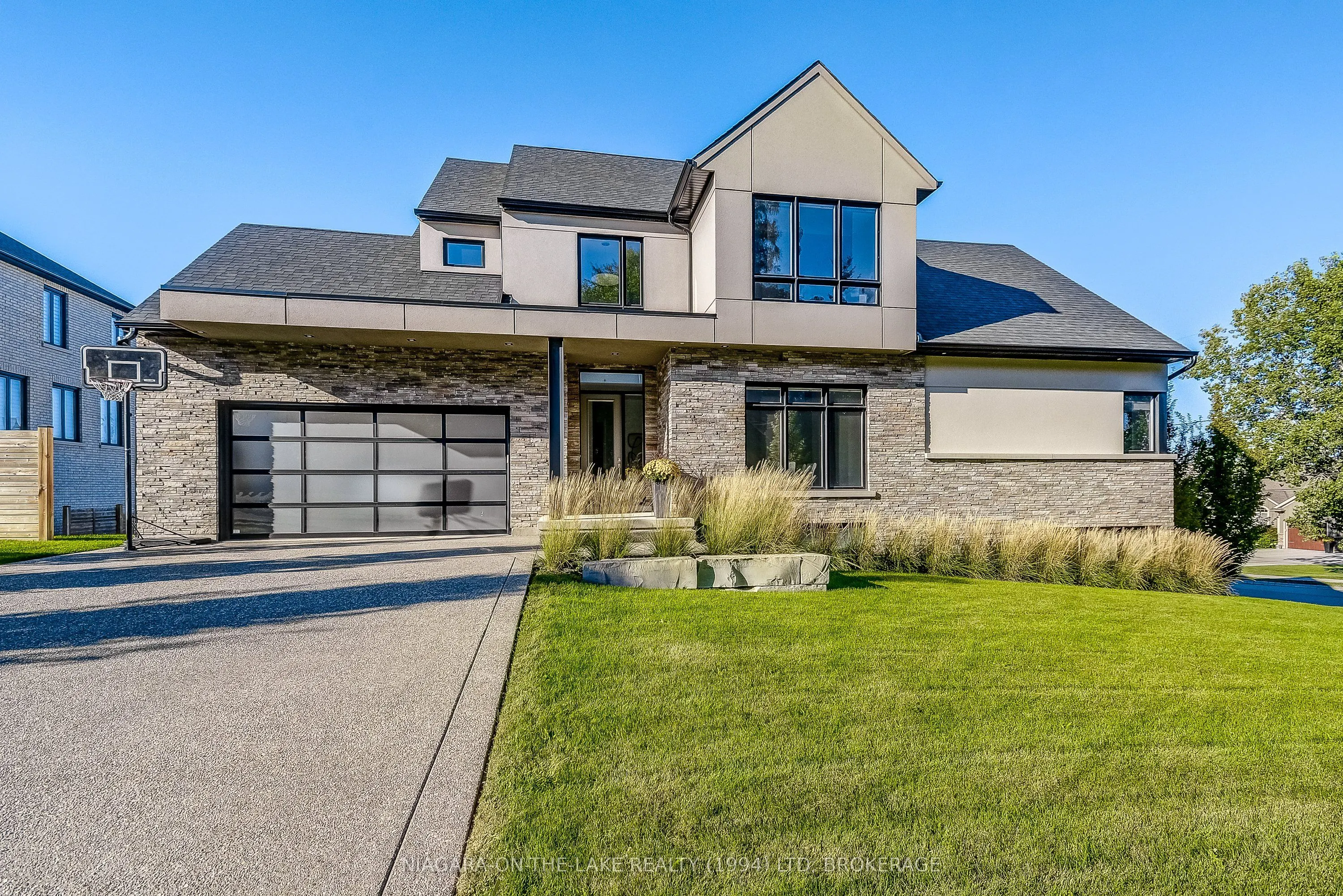 94 TANBARK Road