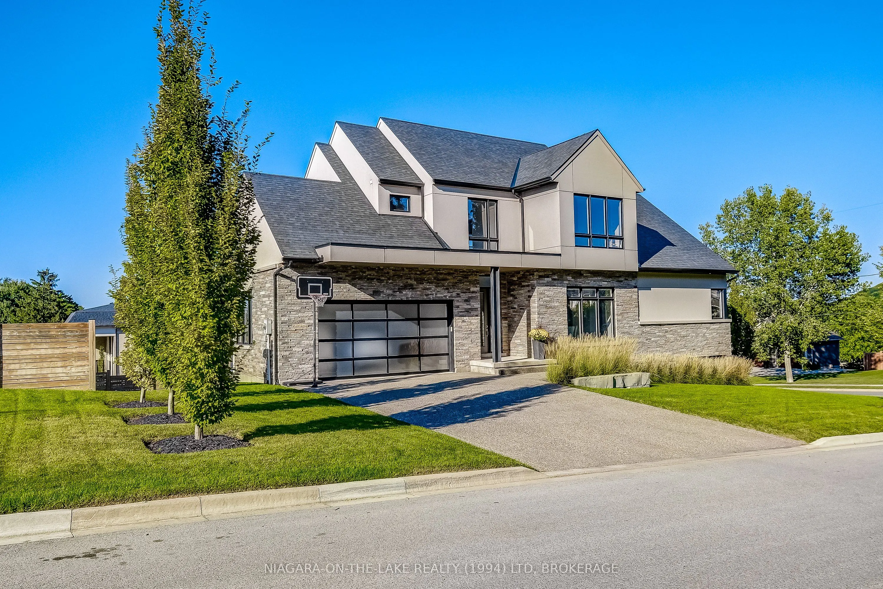 94 TANBARK Road