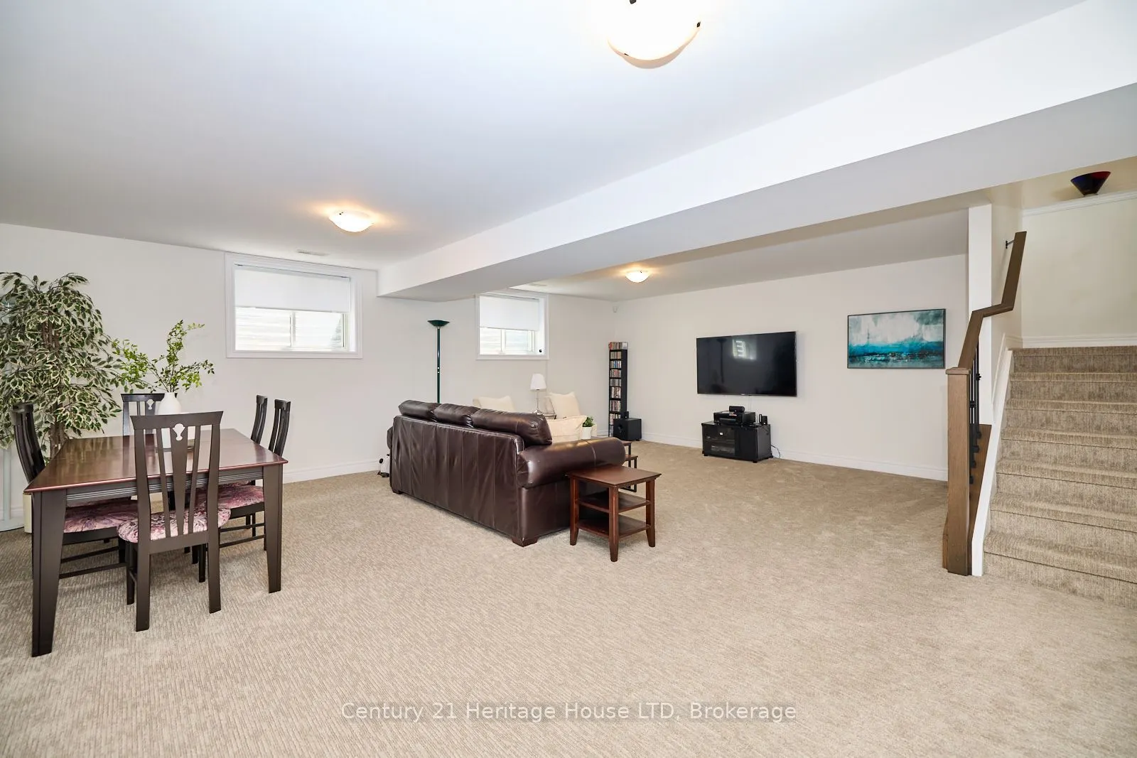 4242 VILLAGE CREEK Drive