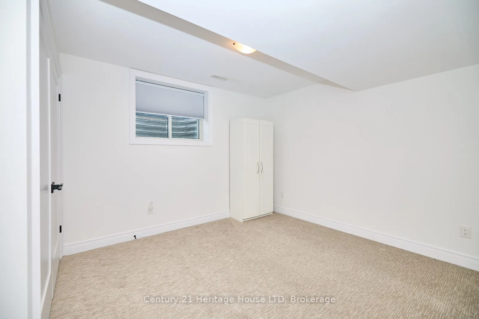 4242 VILLAGE CREEK Drive