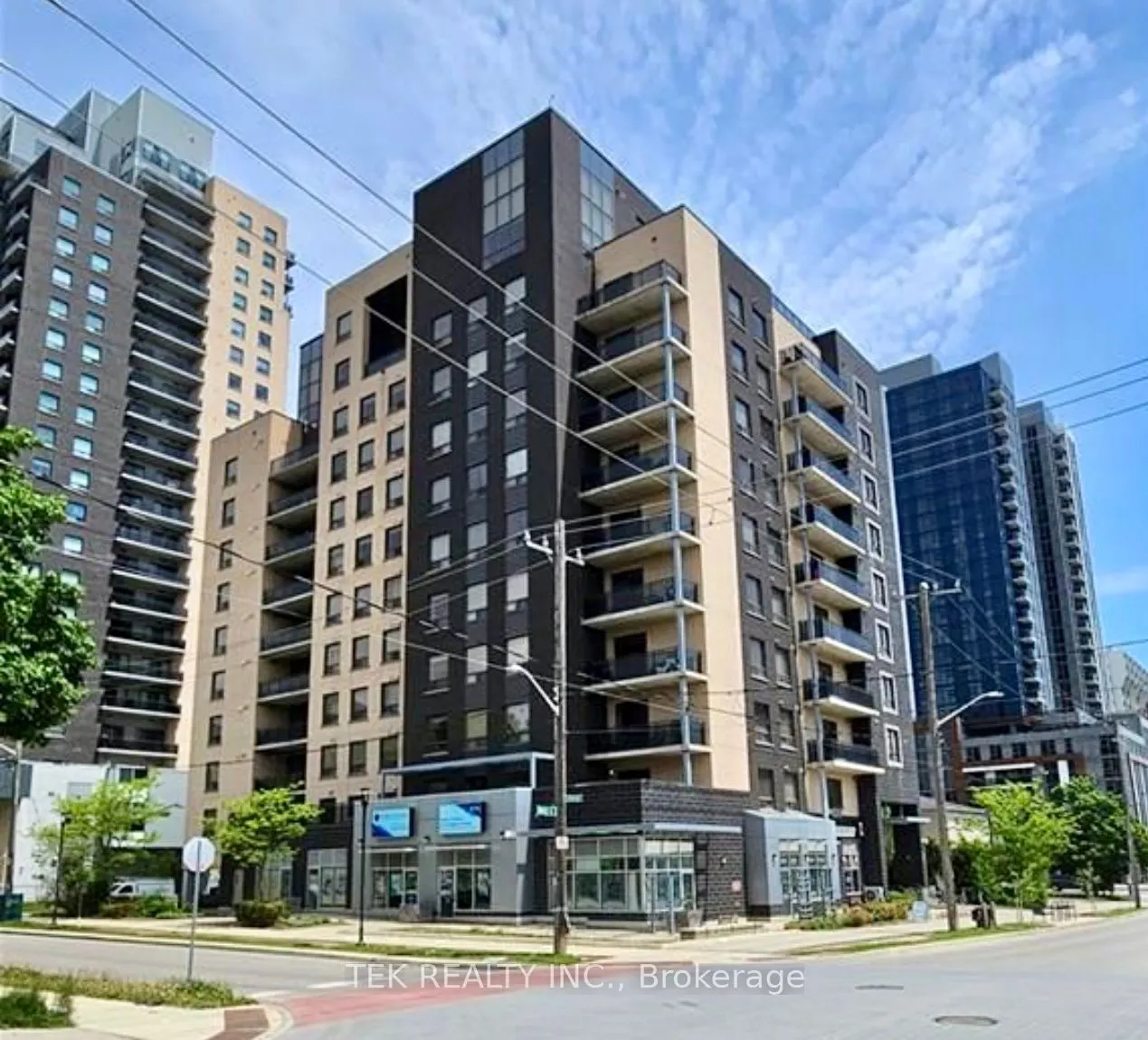 8 Hickory Street W, #802