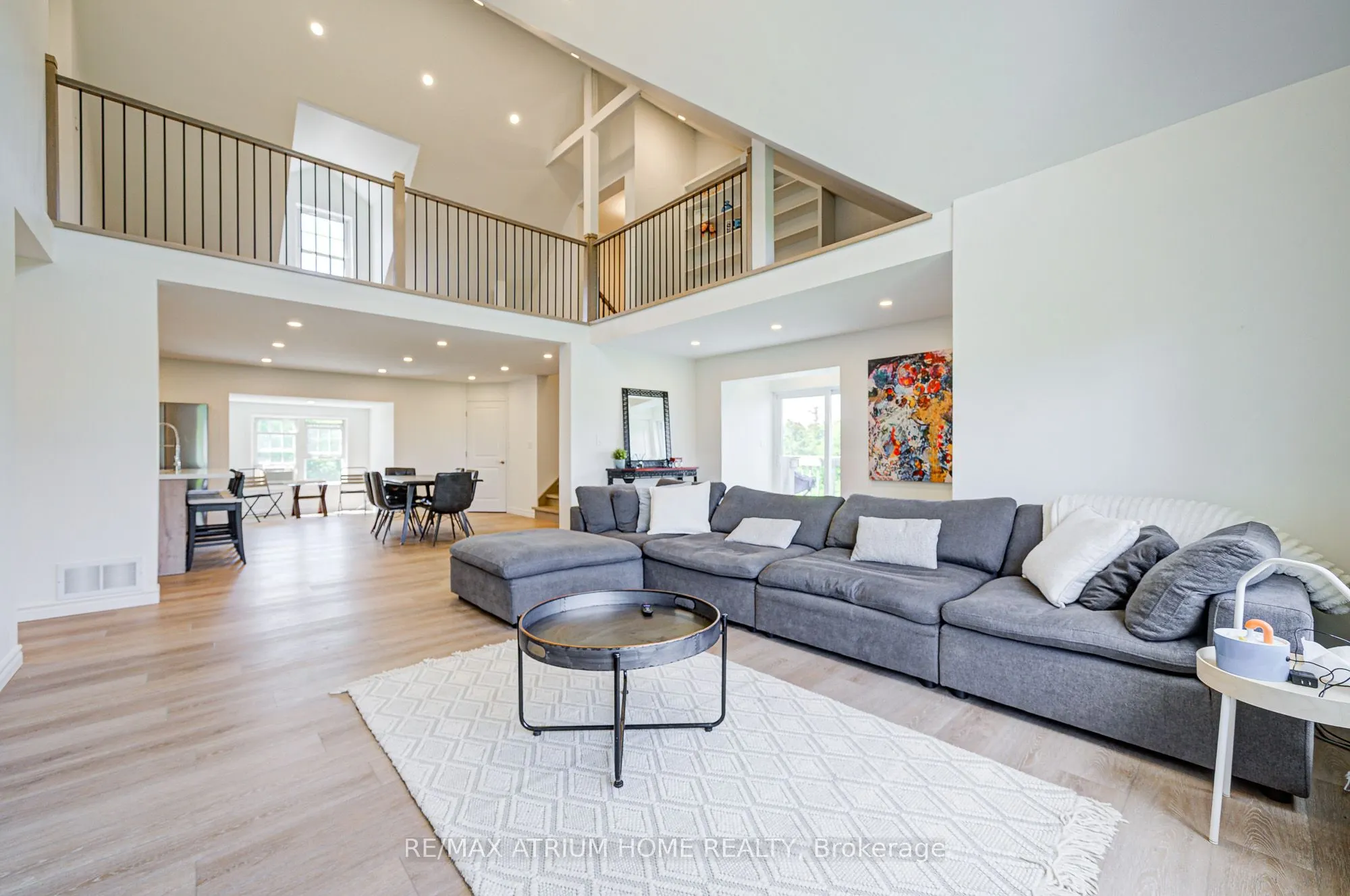 339 SOUTH BAY Road