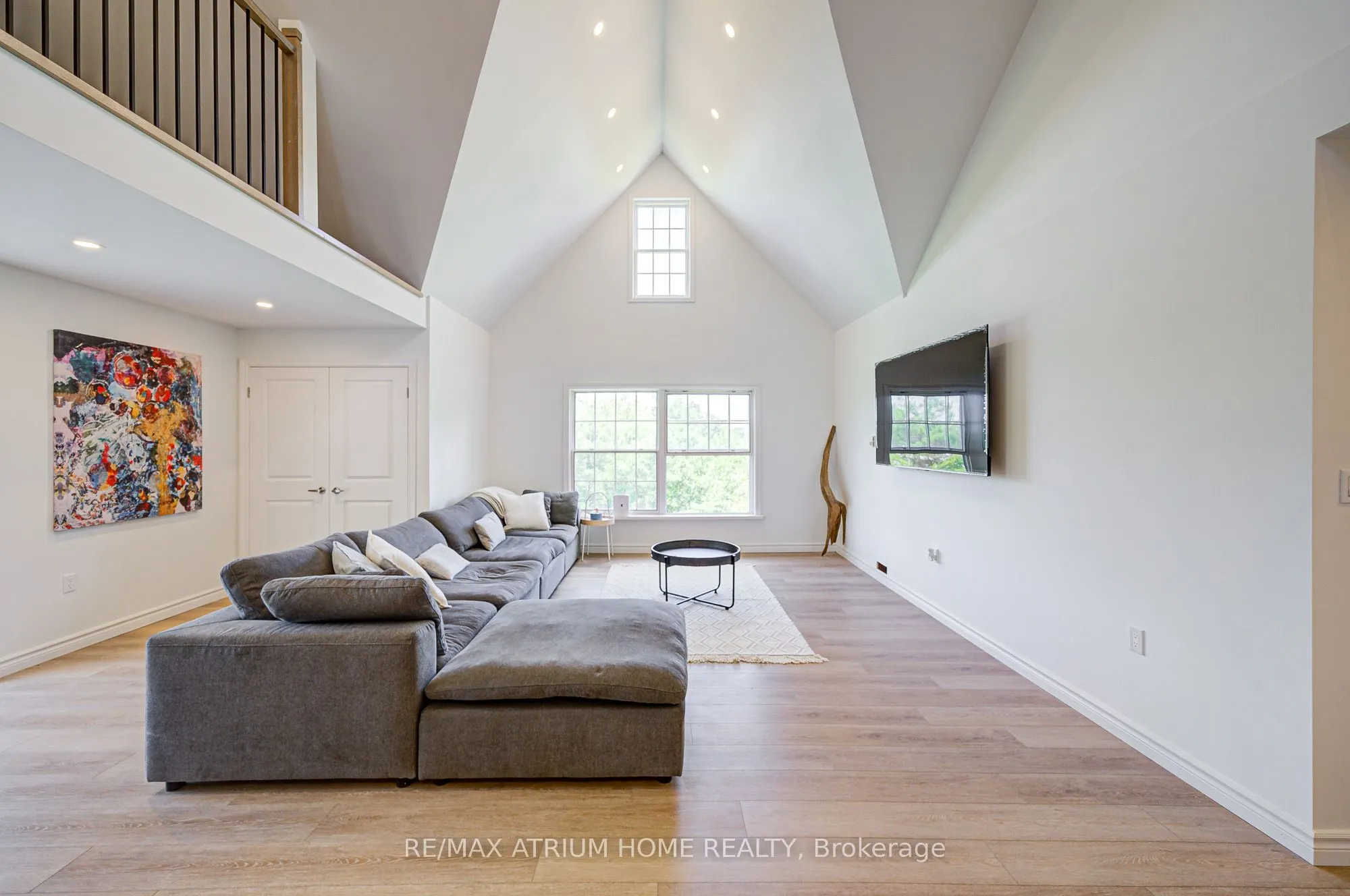 339 SOUTH BAY Road