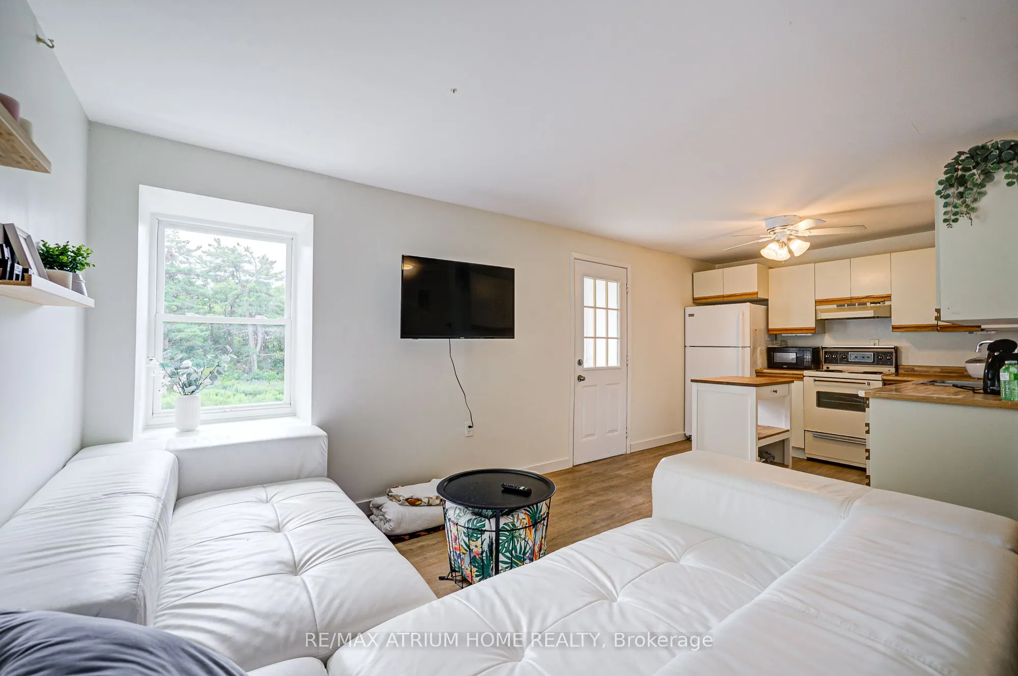 339 SOUTH BAY Road