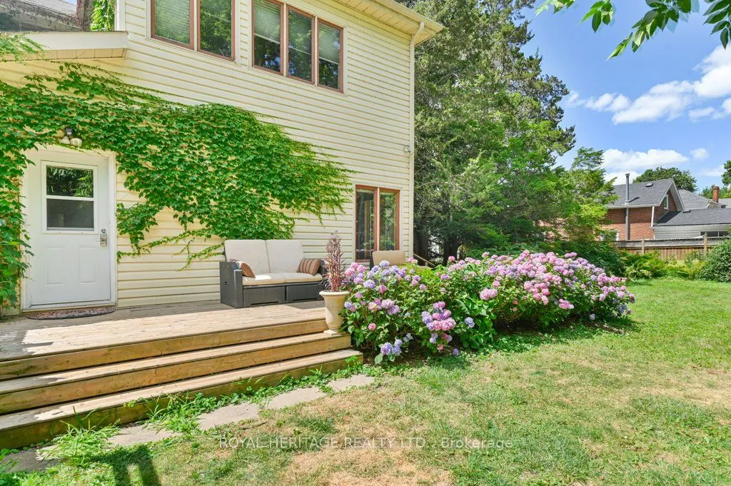 141 Foster Avenue