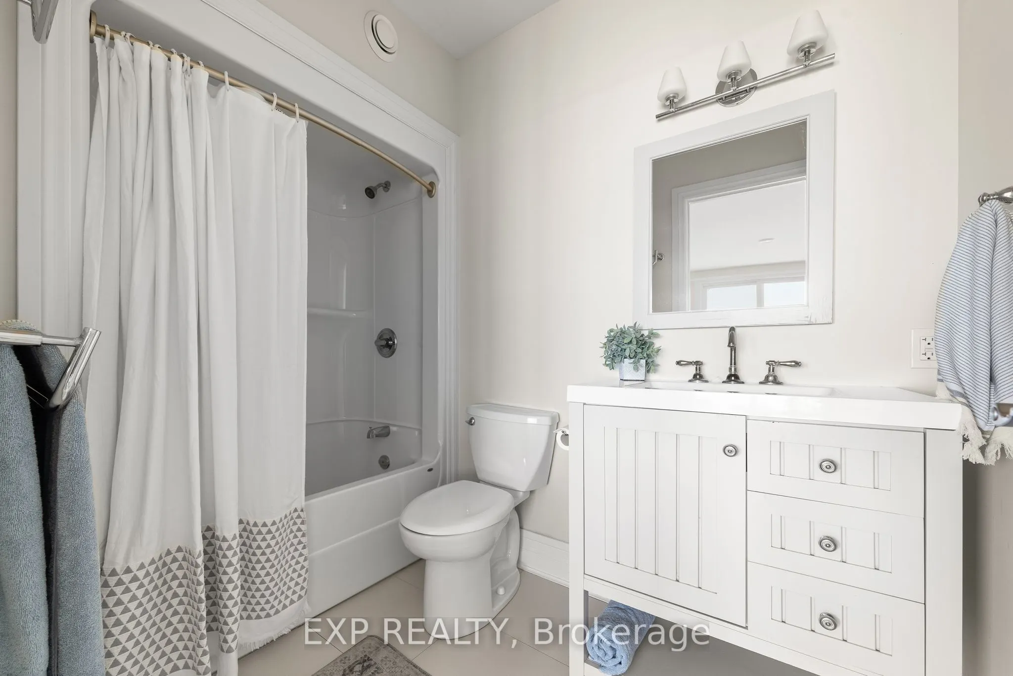 30 Roblin Lane R. R. #2 Lane