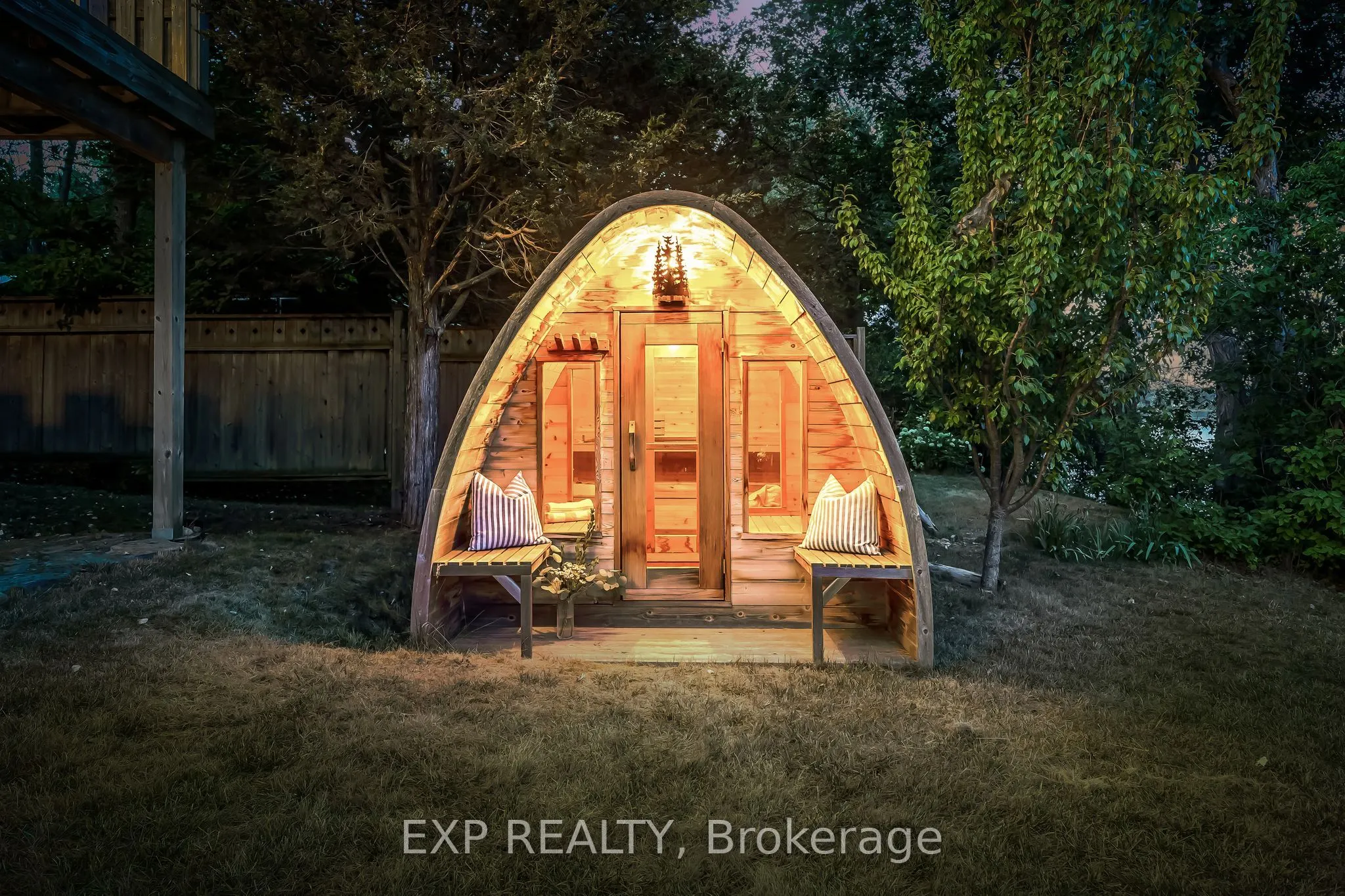30 Roblin Lane R. R. #2 Lane