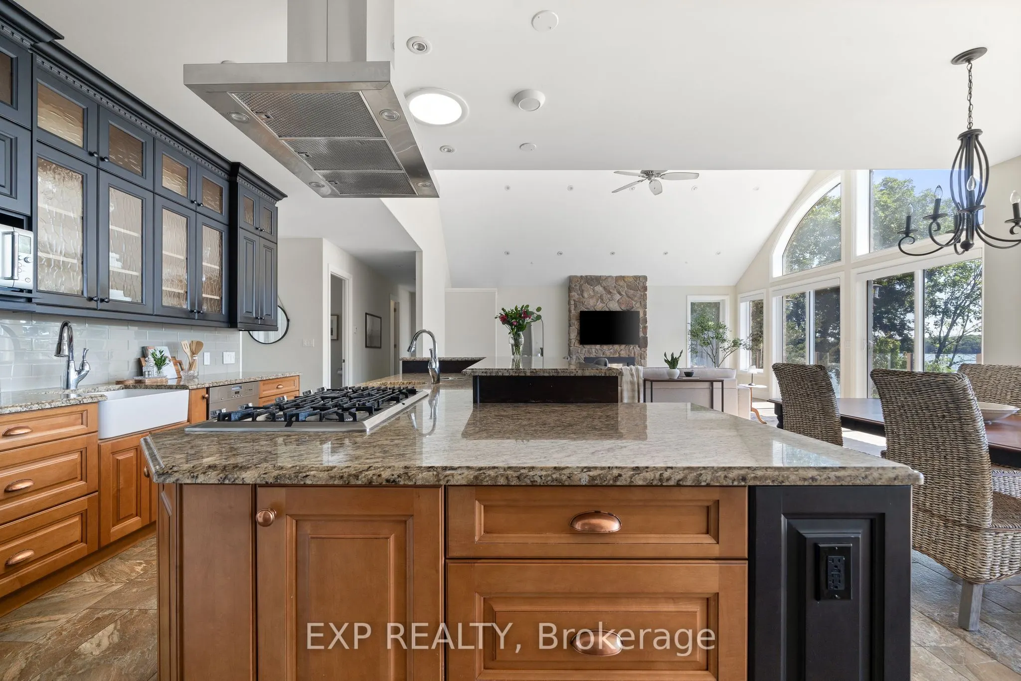 30 Roblin Lane R. R. #2 Lane