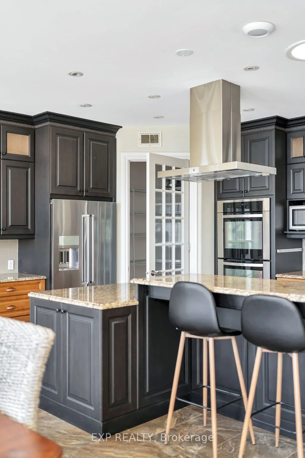 30 Roblin Lane R. R. #2 Lane