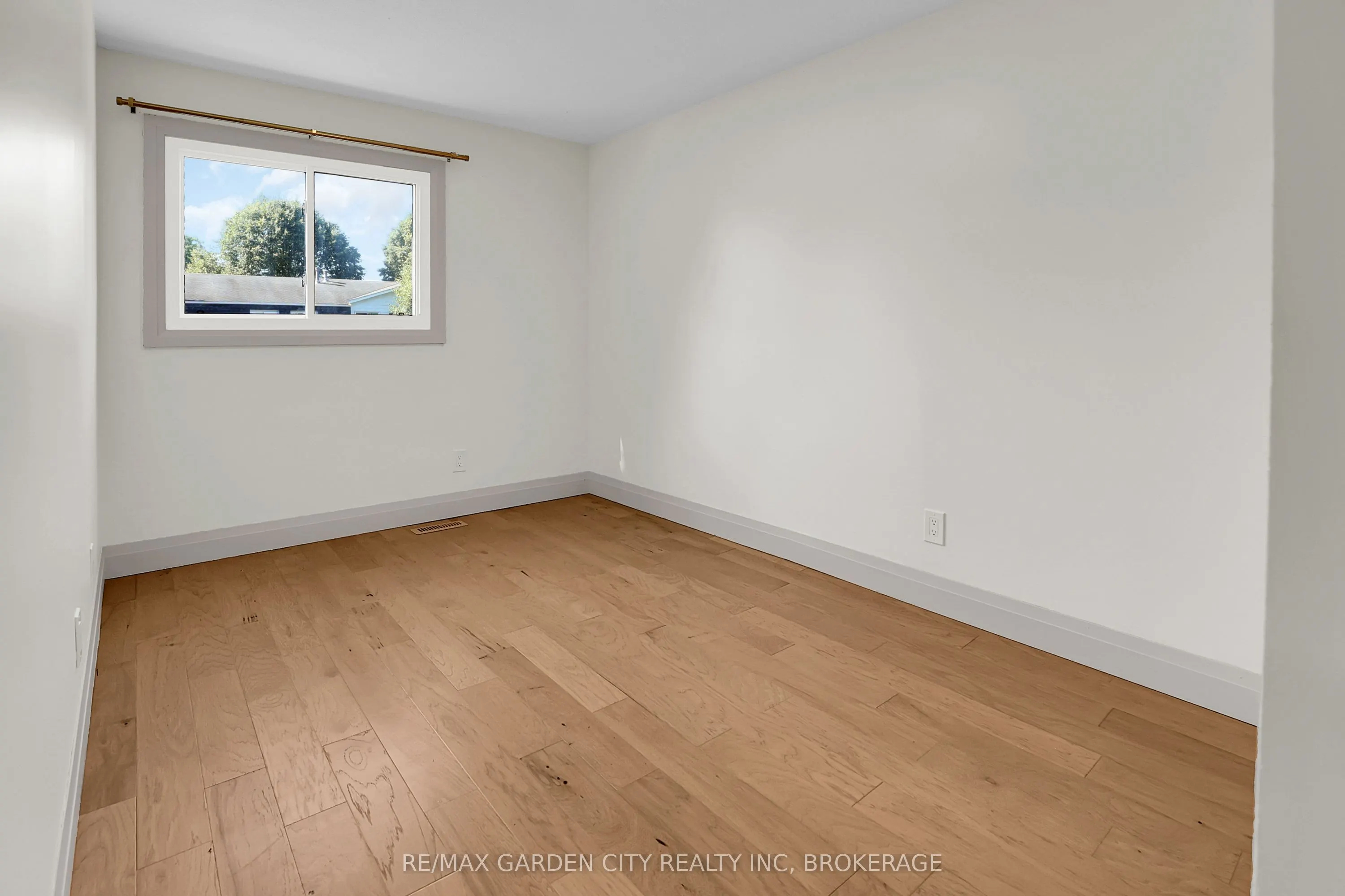 185 Denistoun Street, #85