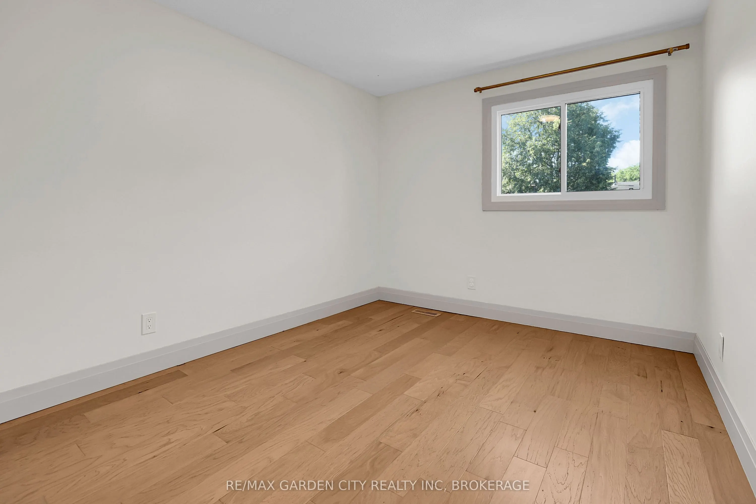 185 Denistoun Street, #85