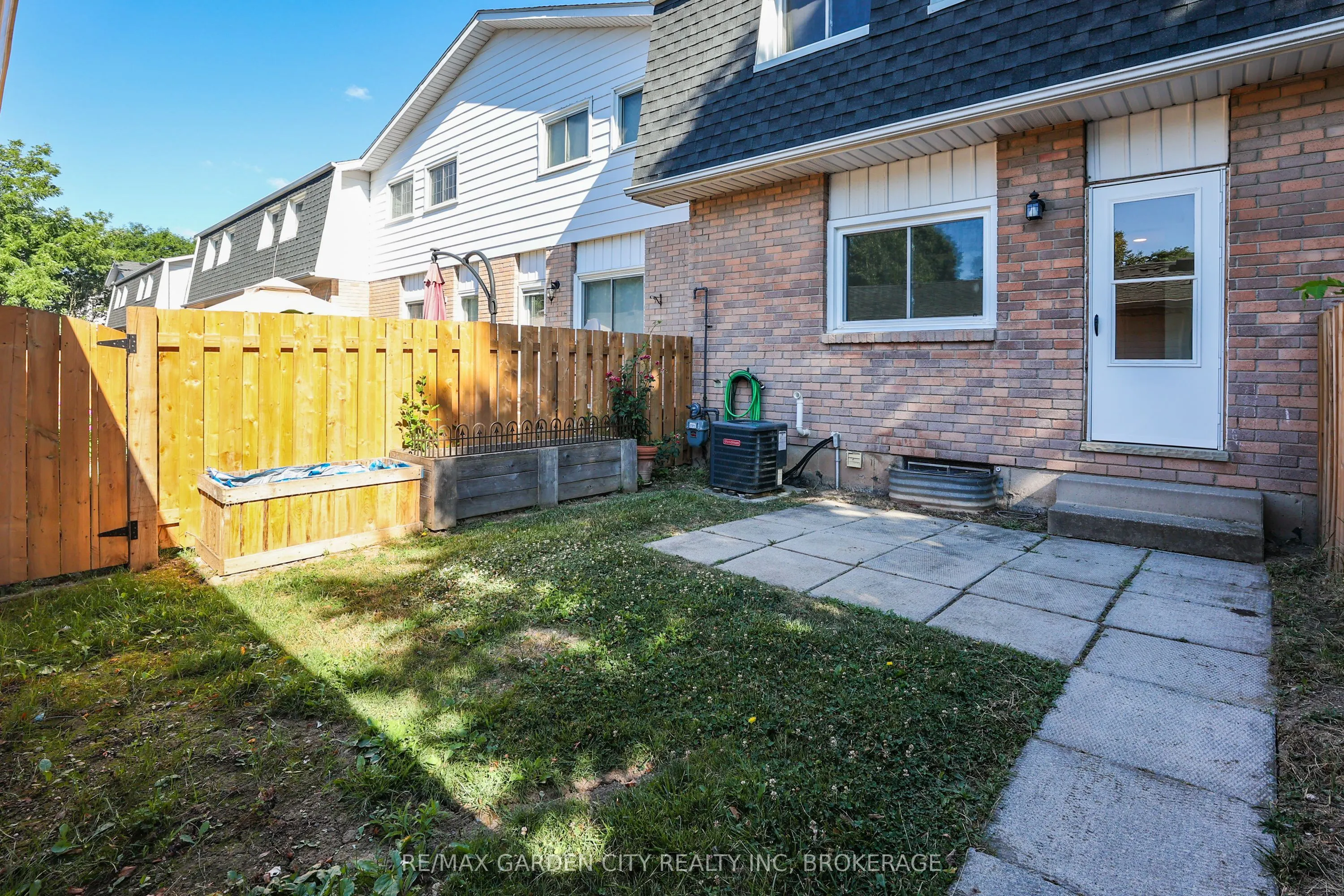 185 Denistoun Street, #85
