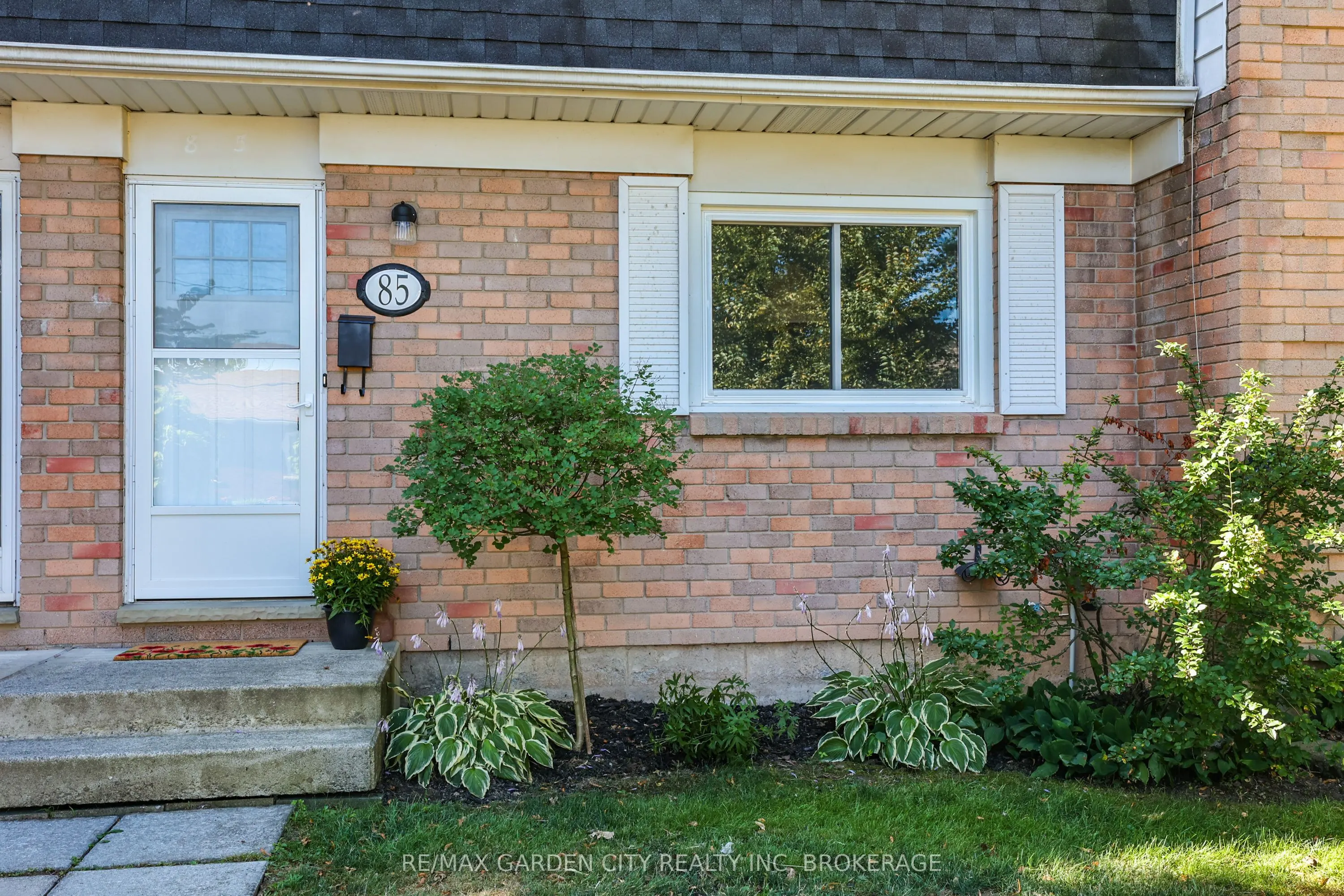 185 Denistoun Street, #85