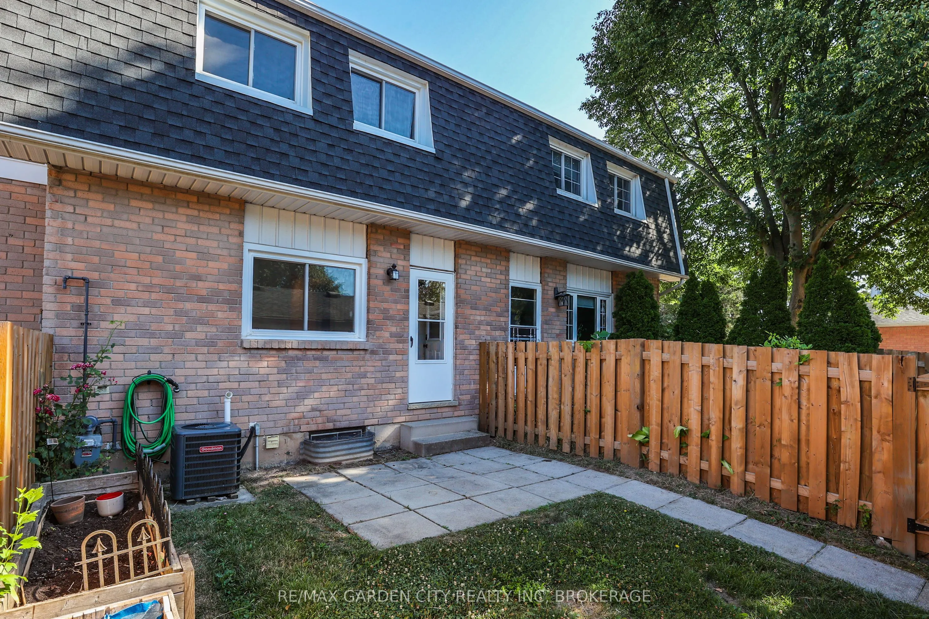 185 Denistoun Street, #85