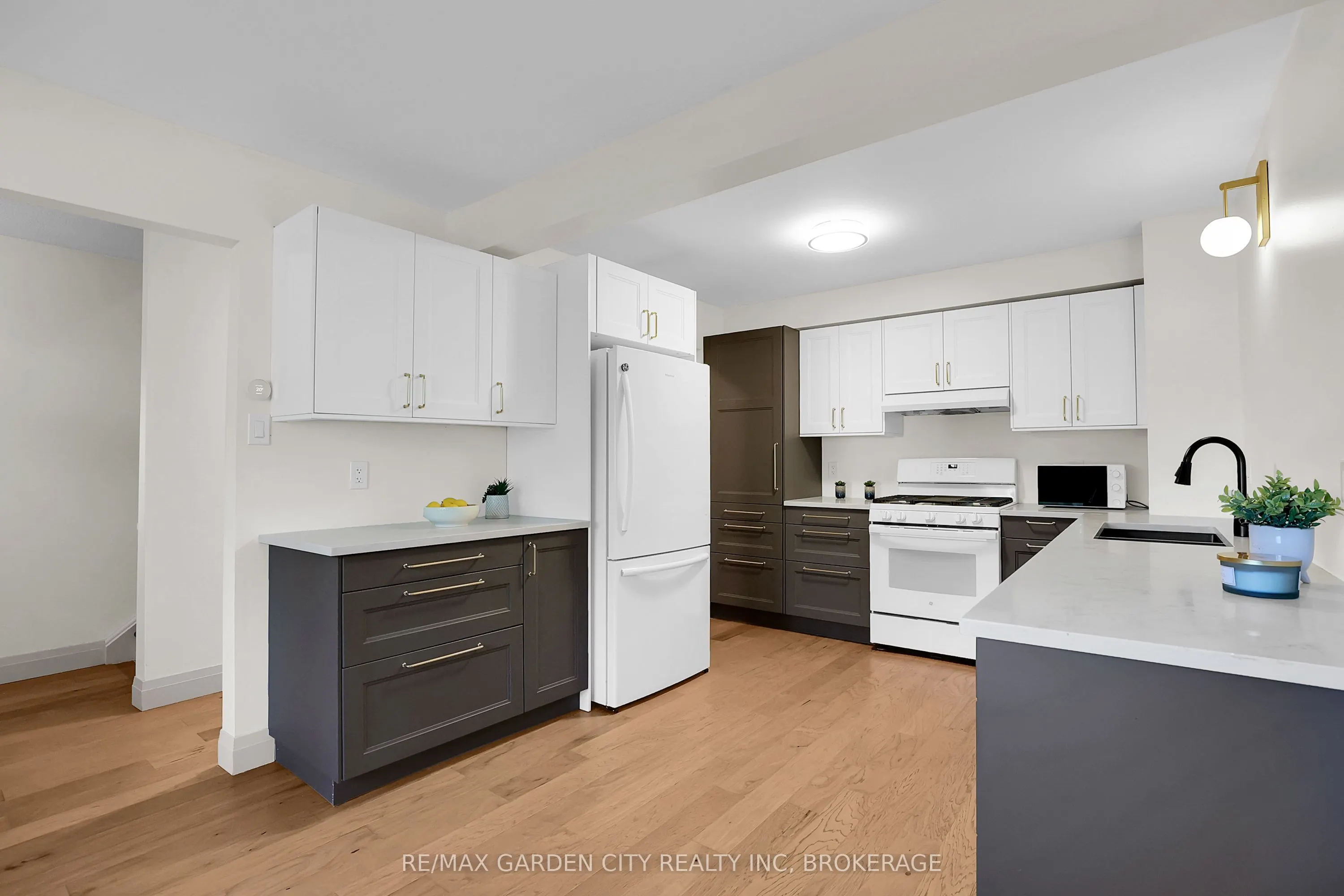 185 Denistoun Street, #85
