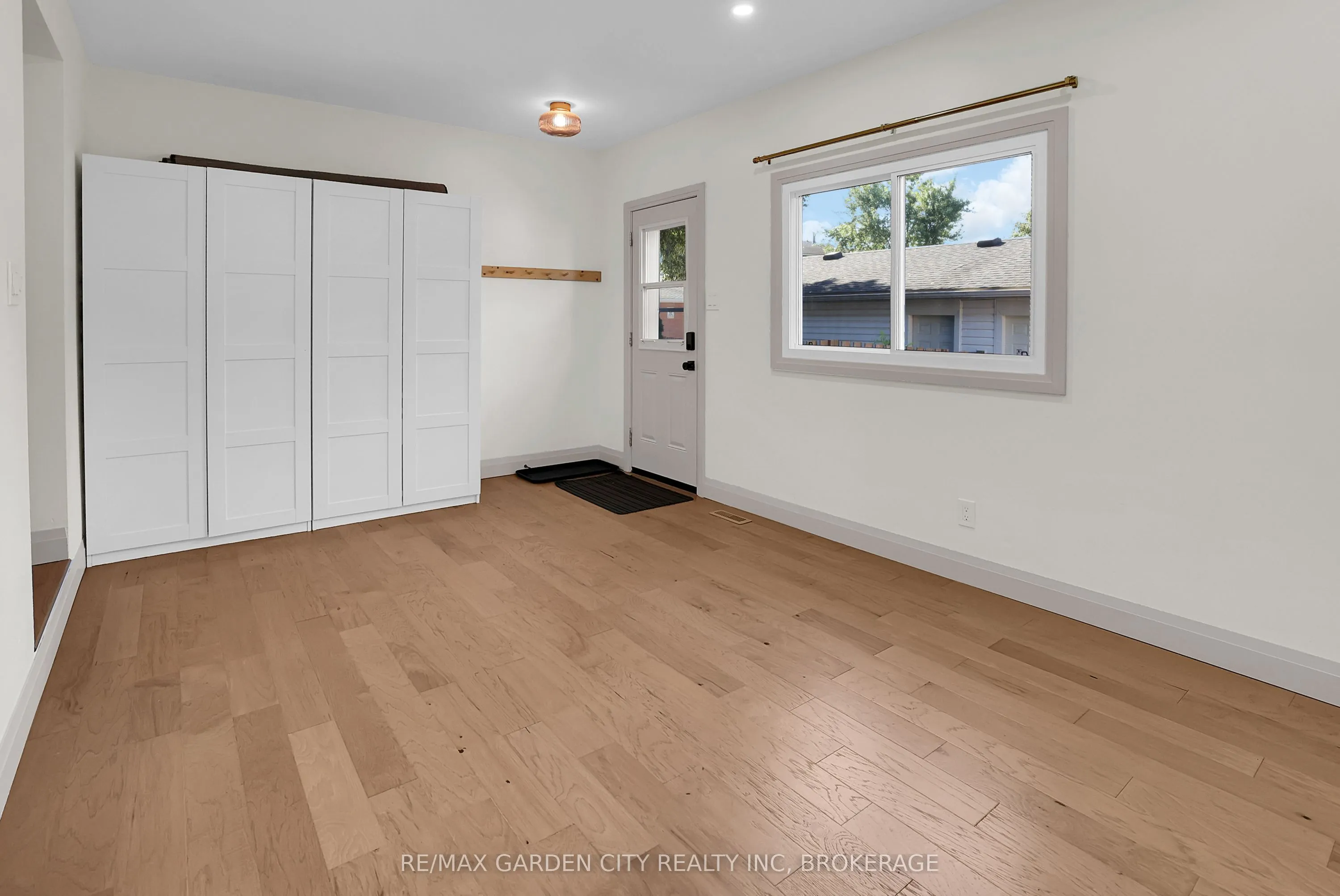 185 Denistoun Street, #85