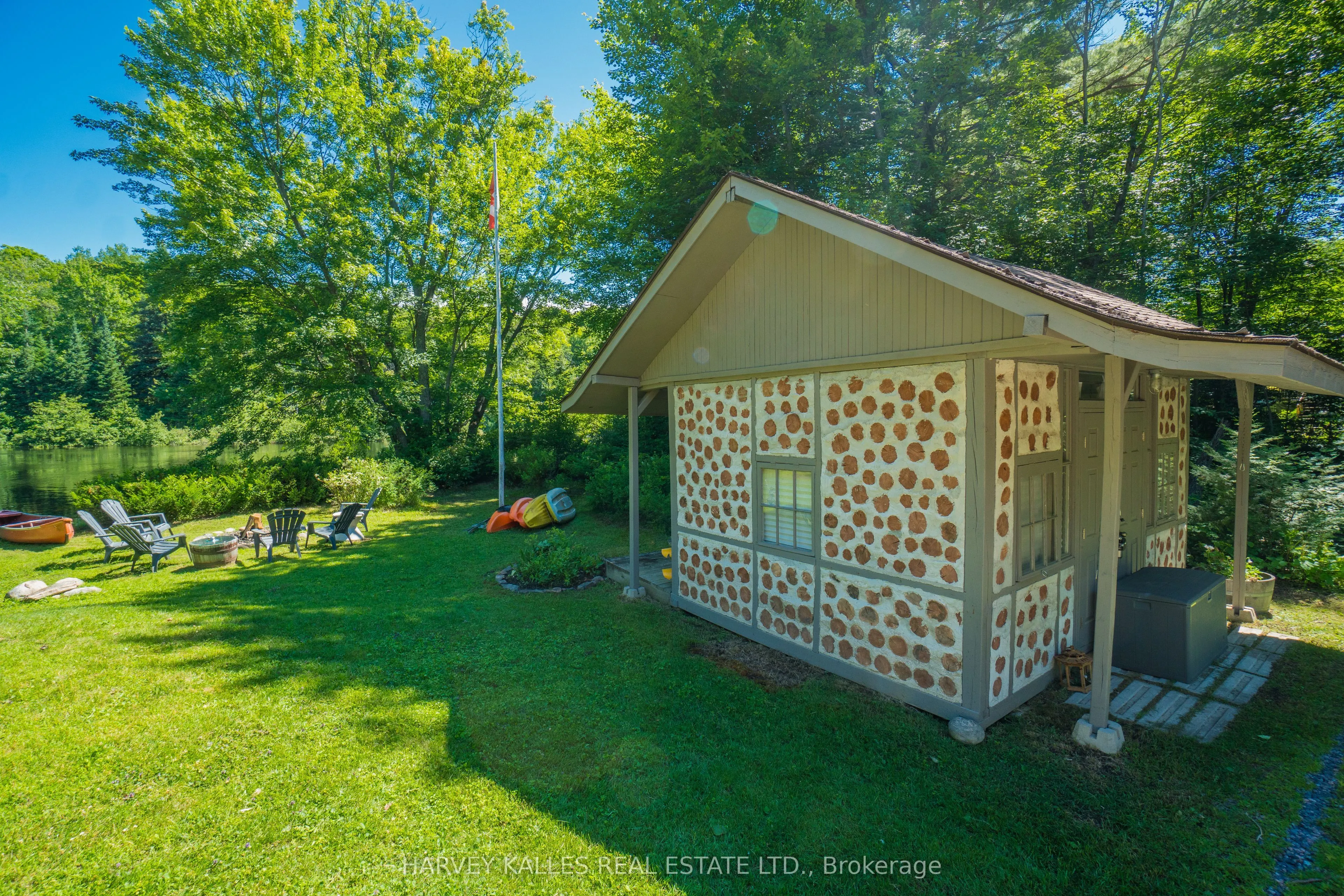 1053 Sherwood Forest Road