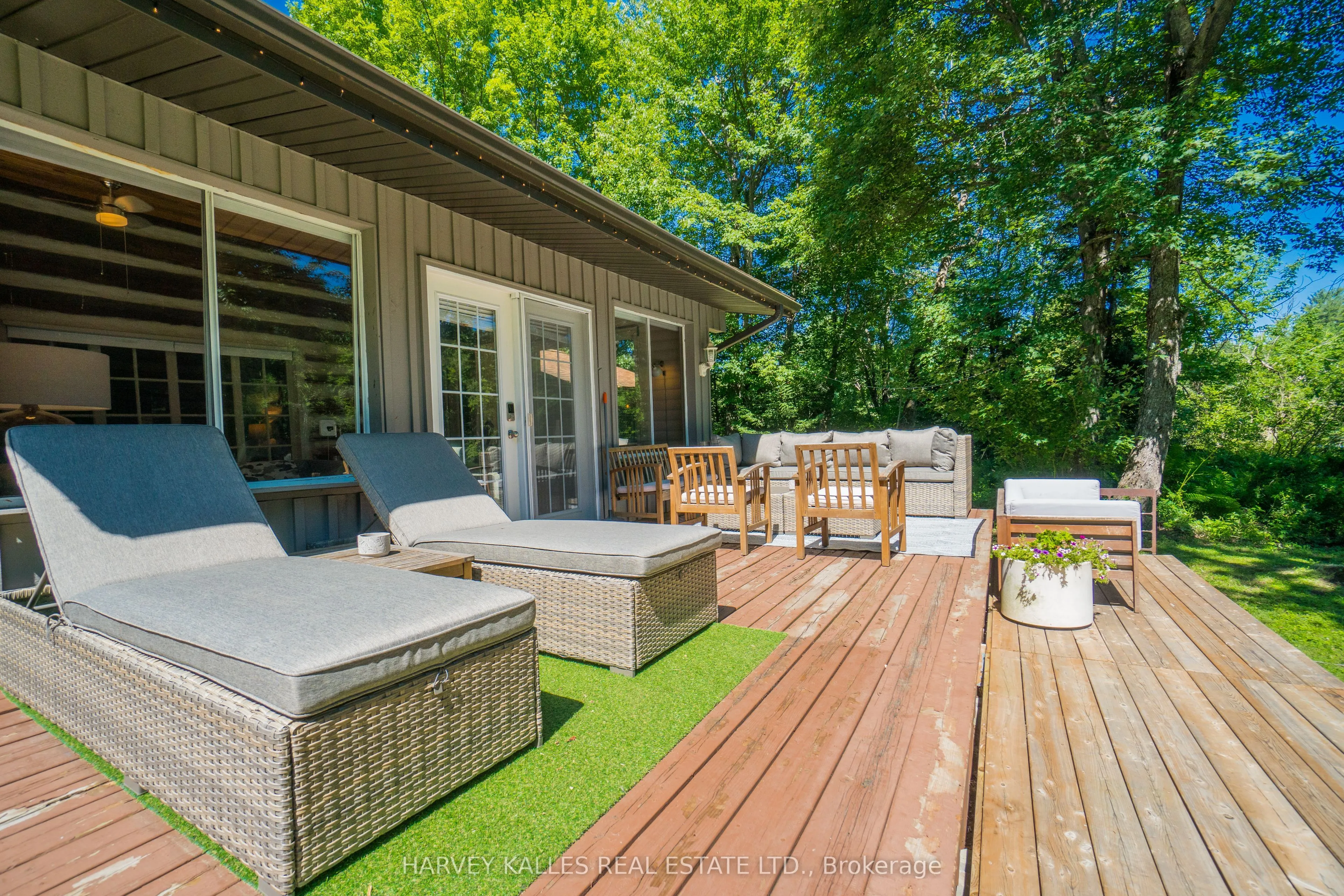 1053 Sherwood Forest Road
