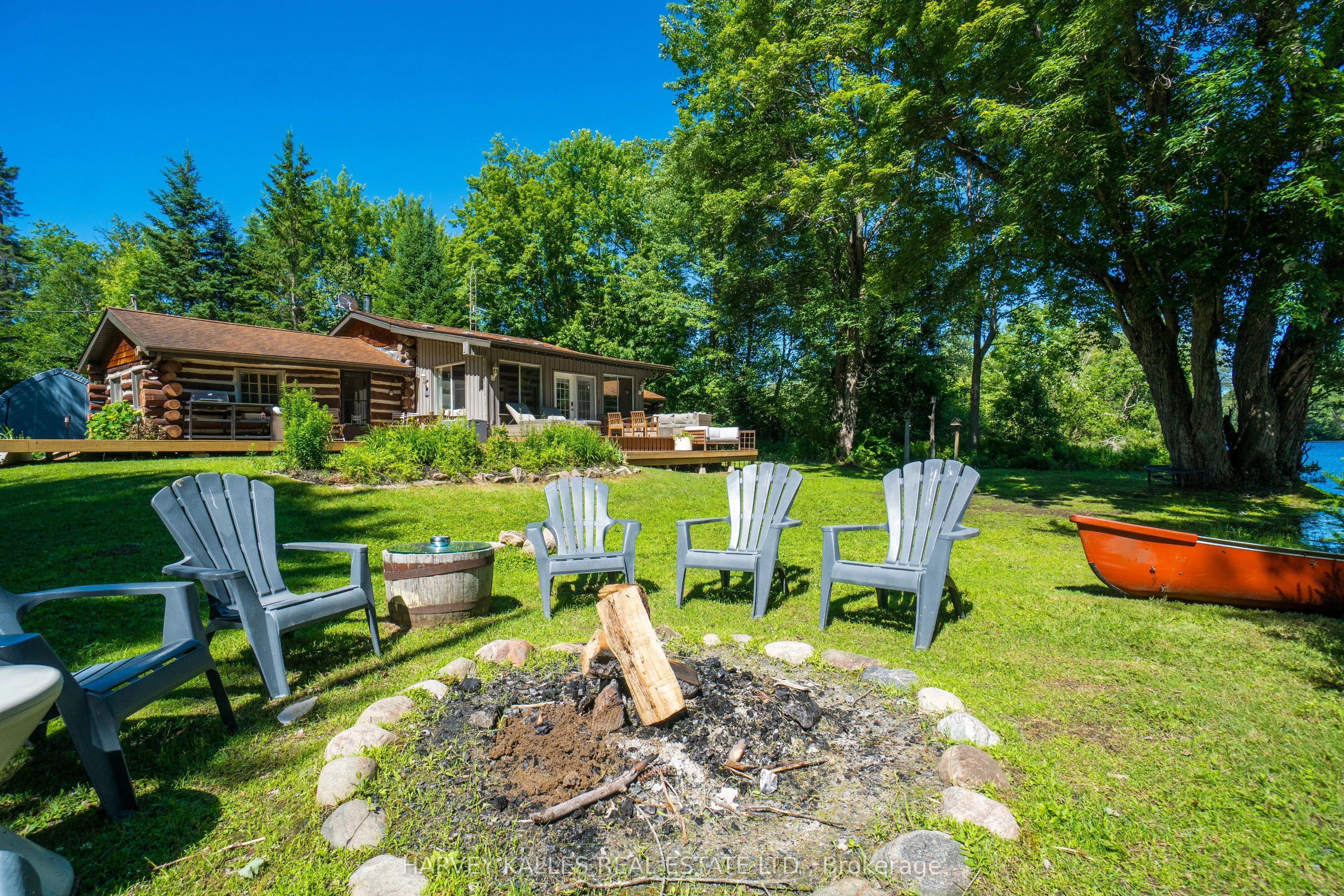 1053 Sherwood Forest Road