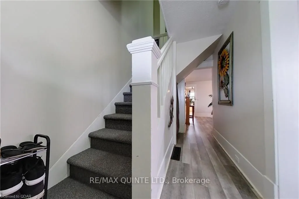 218 COLEMAN Street, #A