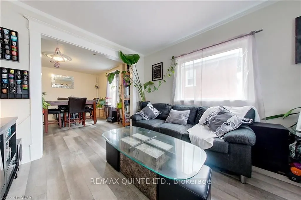 218 COLEMAN Street, #A