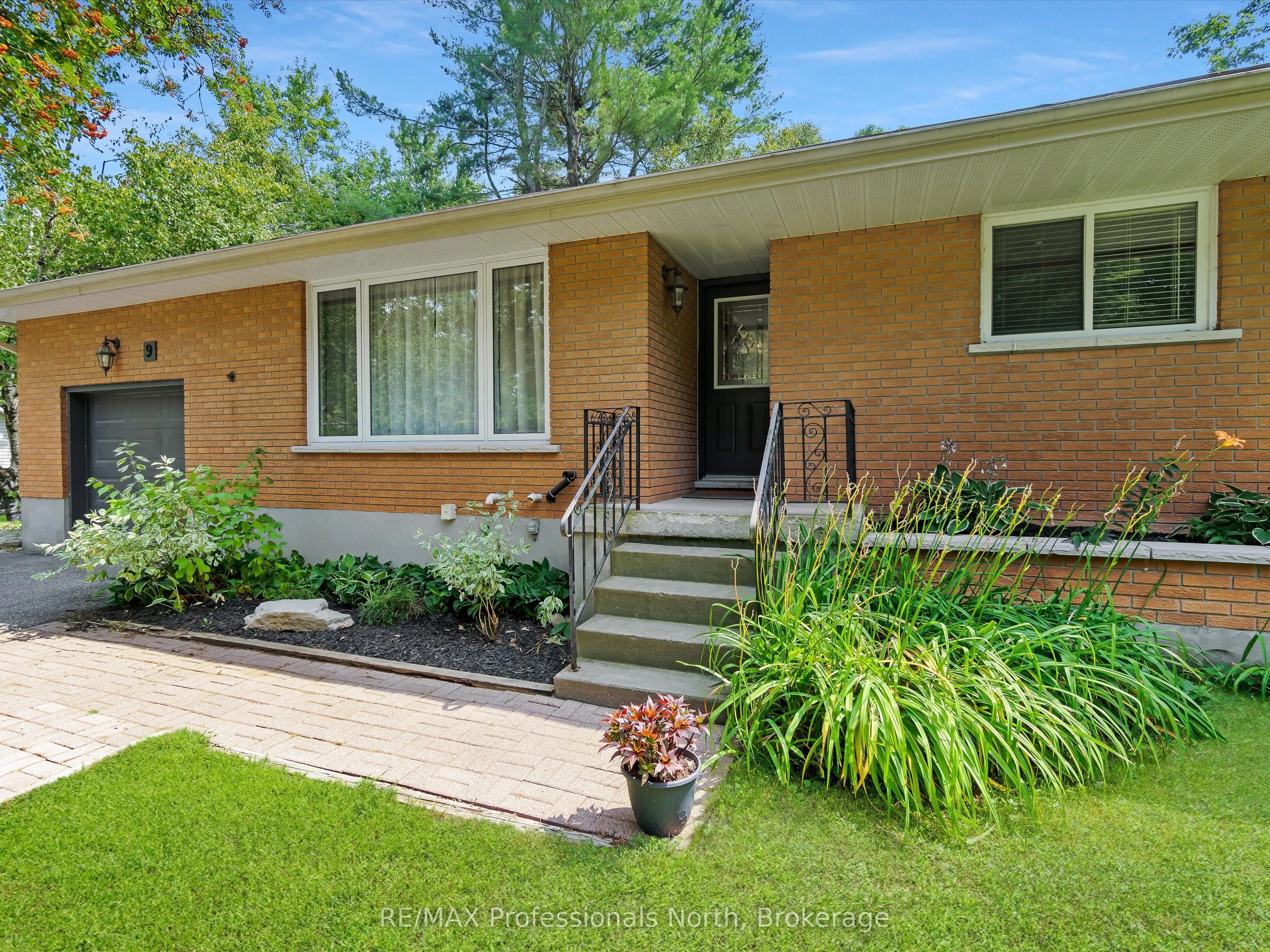9 Beacon Lane
