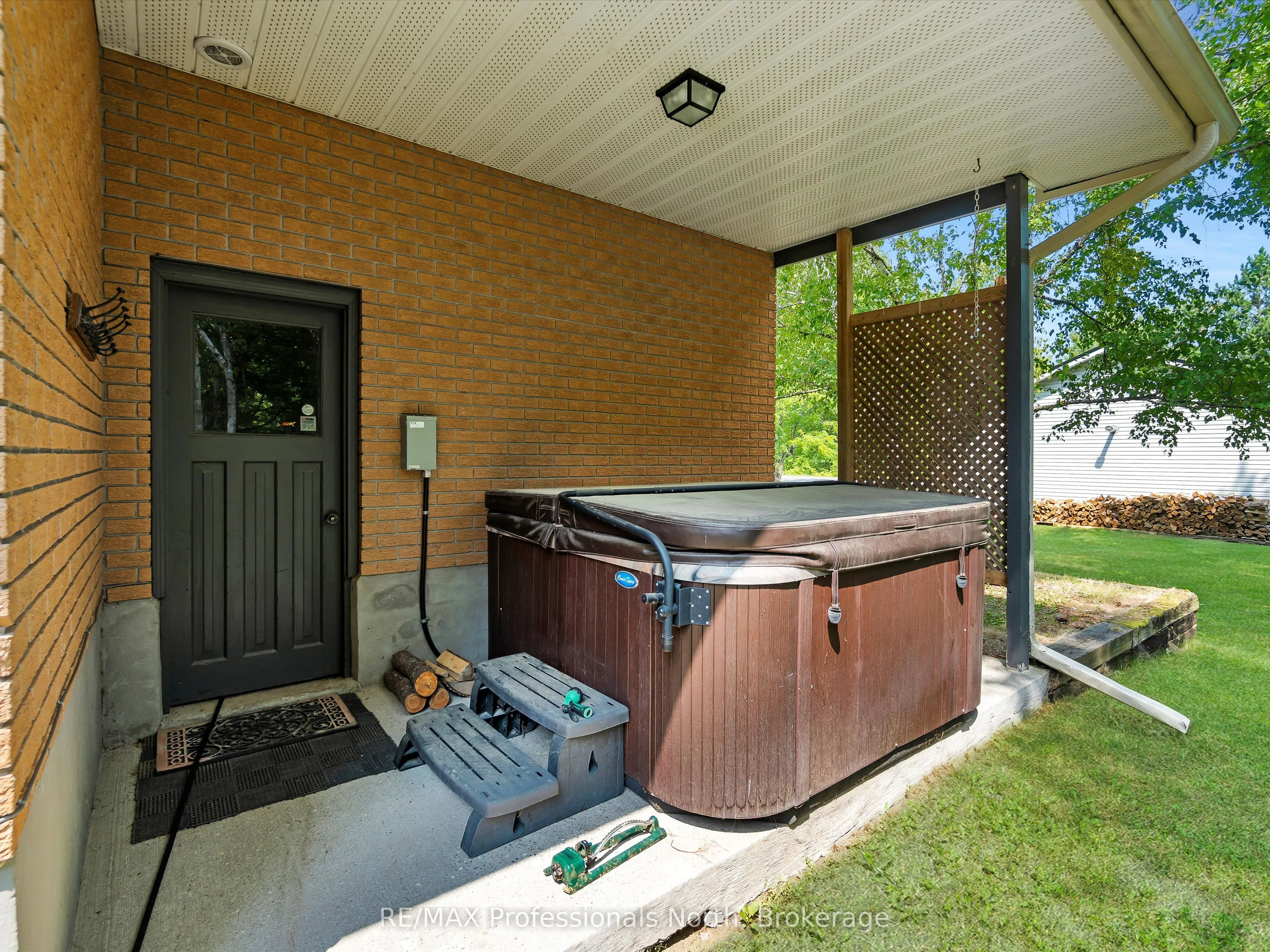 9 Beacon Lane
