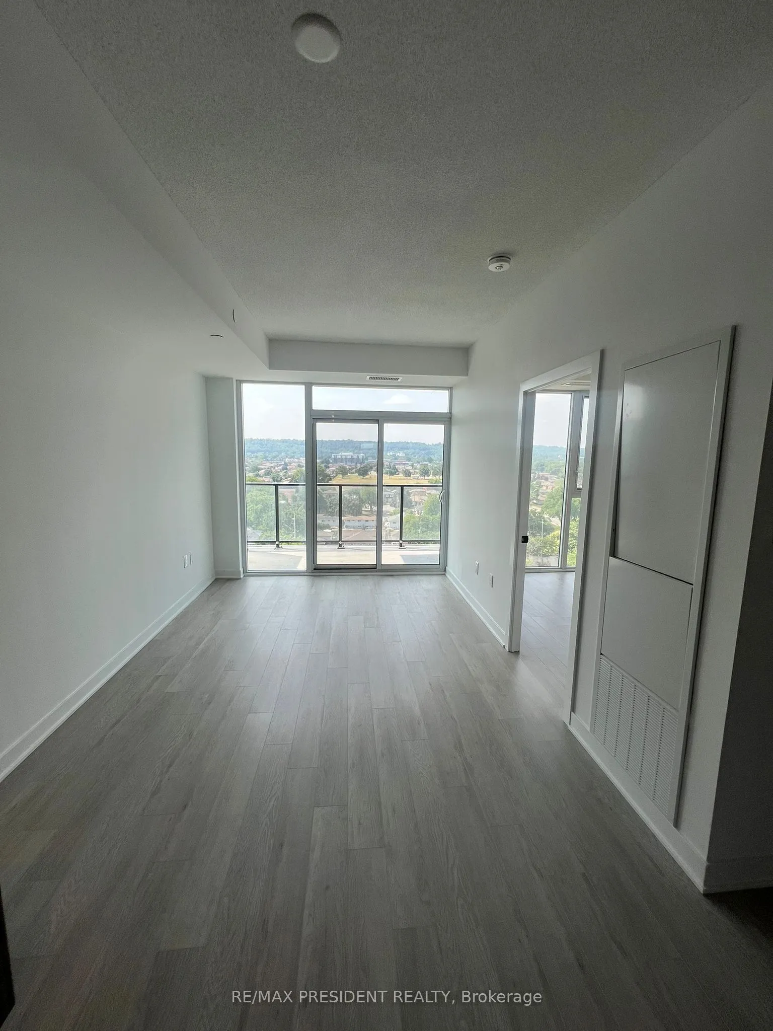 2782 Barton Street, #1018