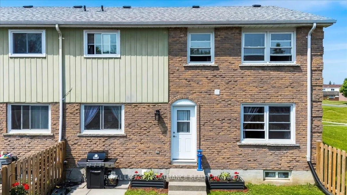 15 Tracey Park Drive, #12