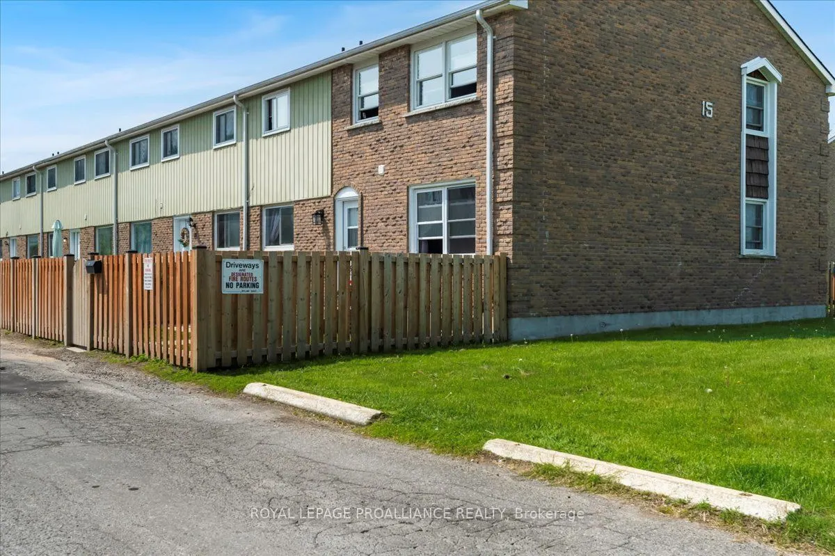 15 Tracey Park Drive, #12