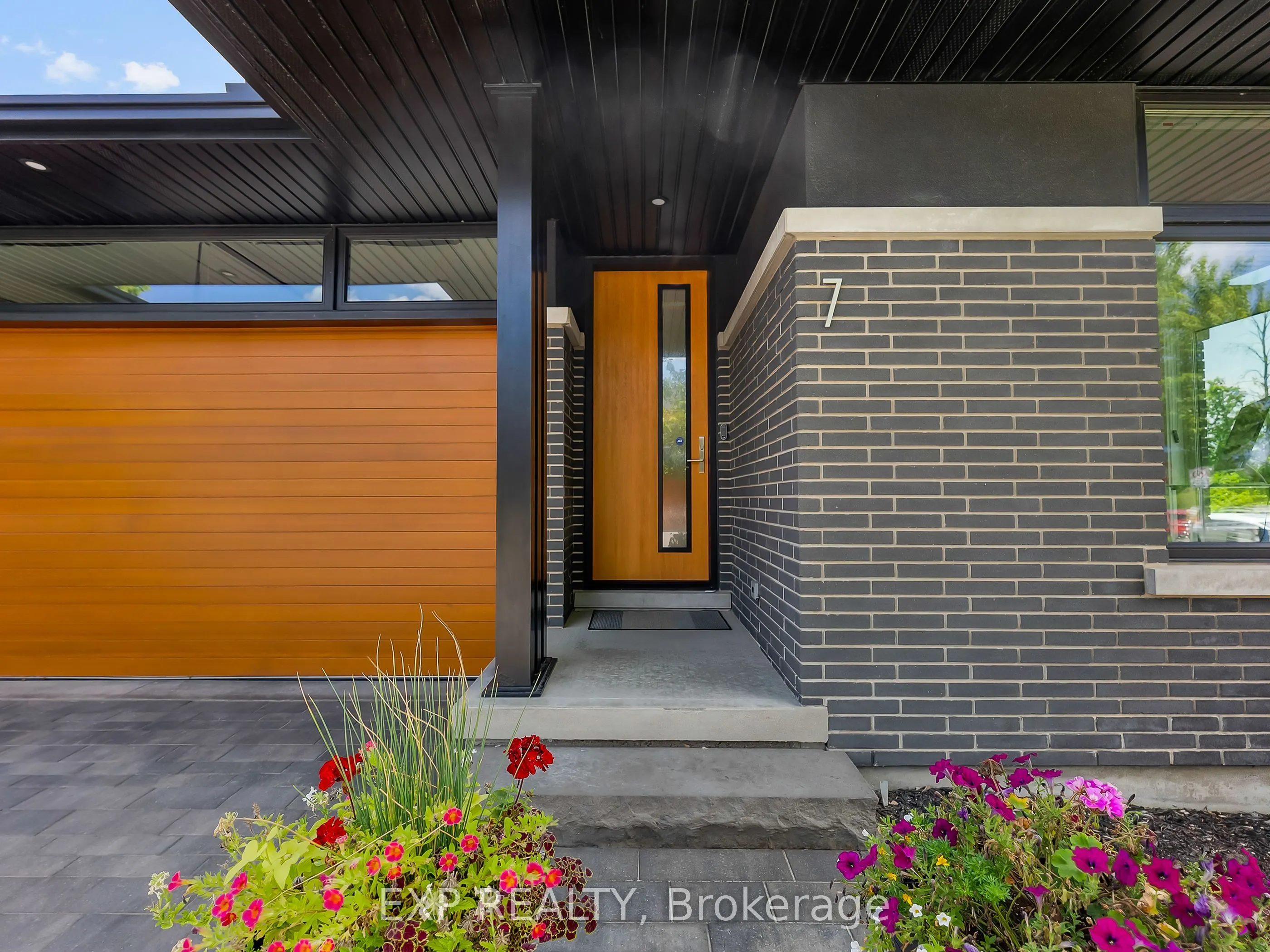 7 Taliesin Trail, #17