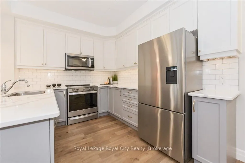 19 Stumpf Street, #103